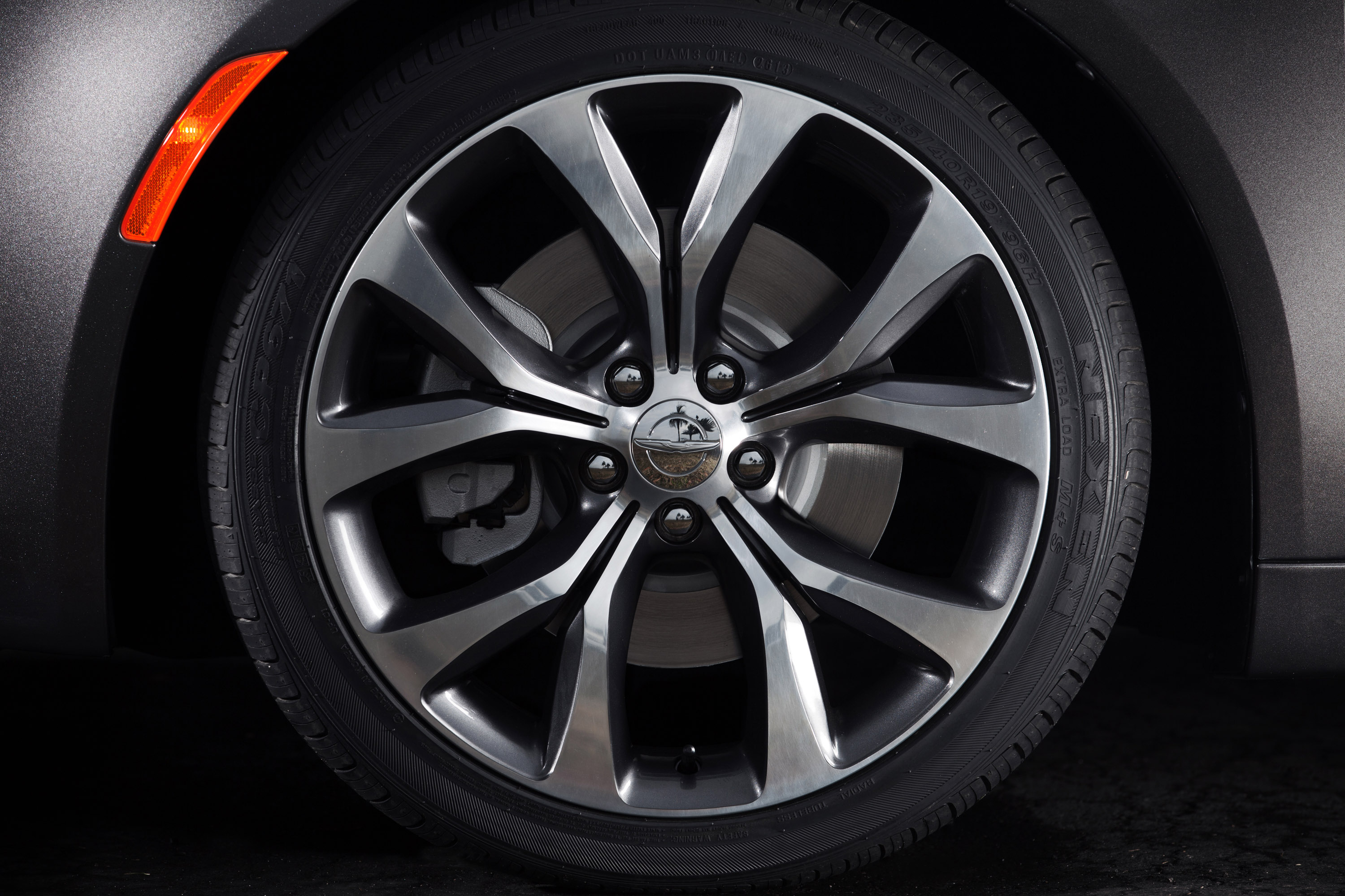 Chrysler 200 photo #91