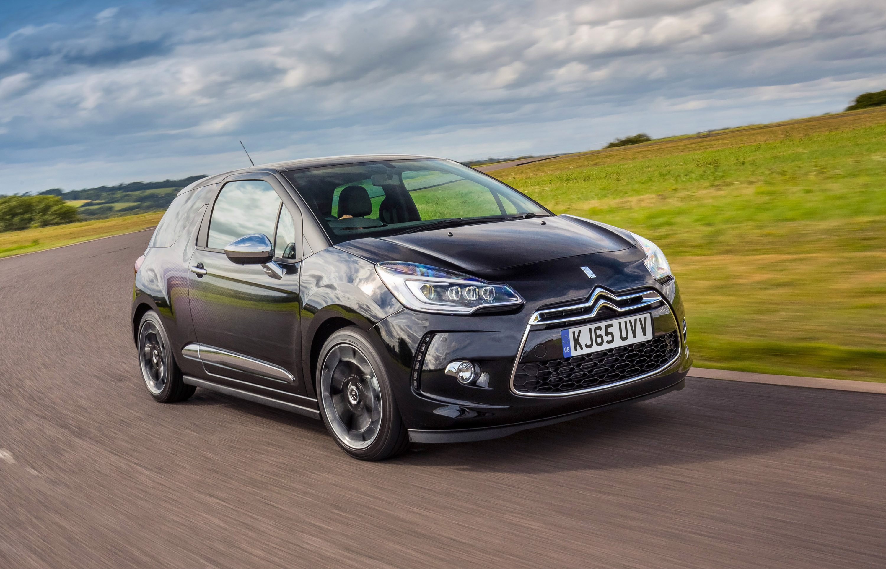 Citroen DS3 Dark Light photo #6