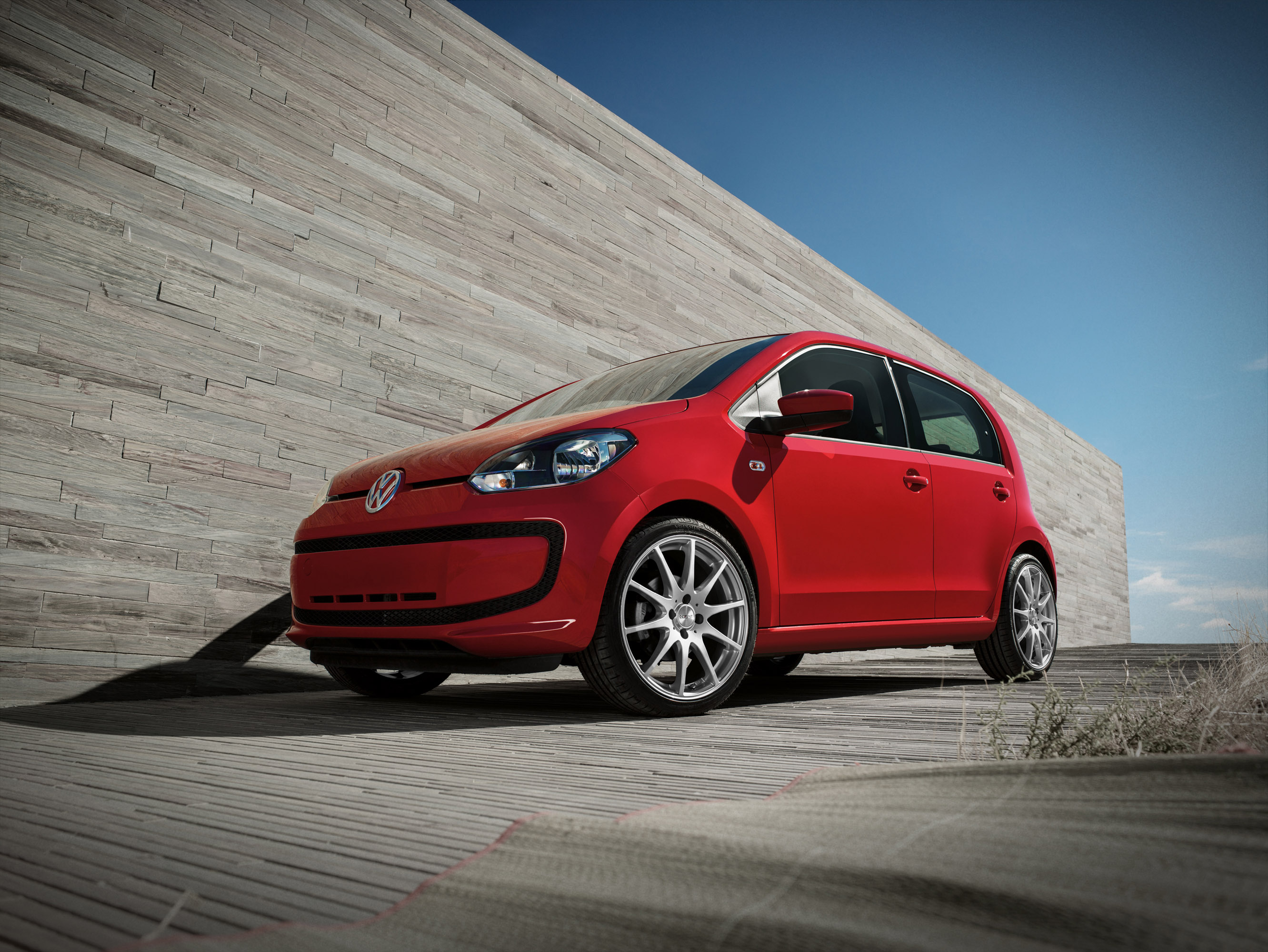 Dezent Volkswagen Up photo #1