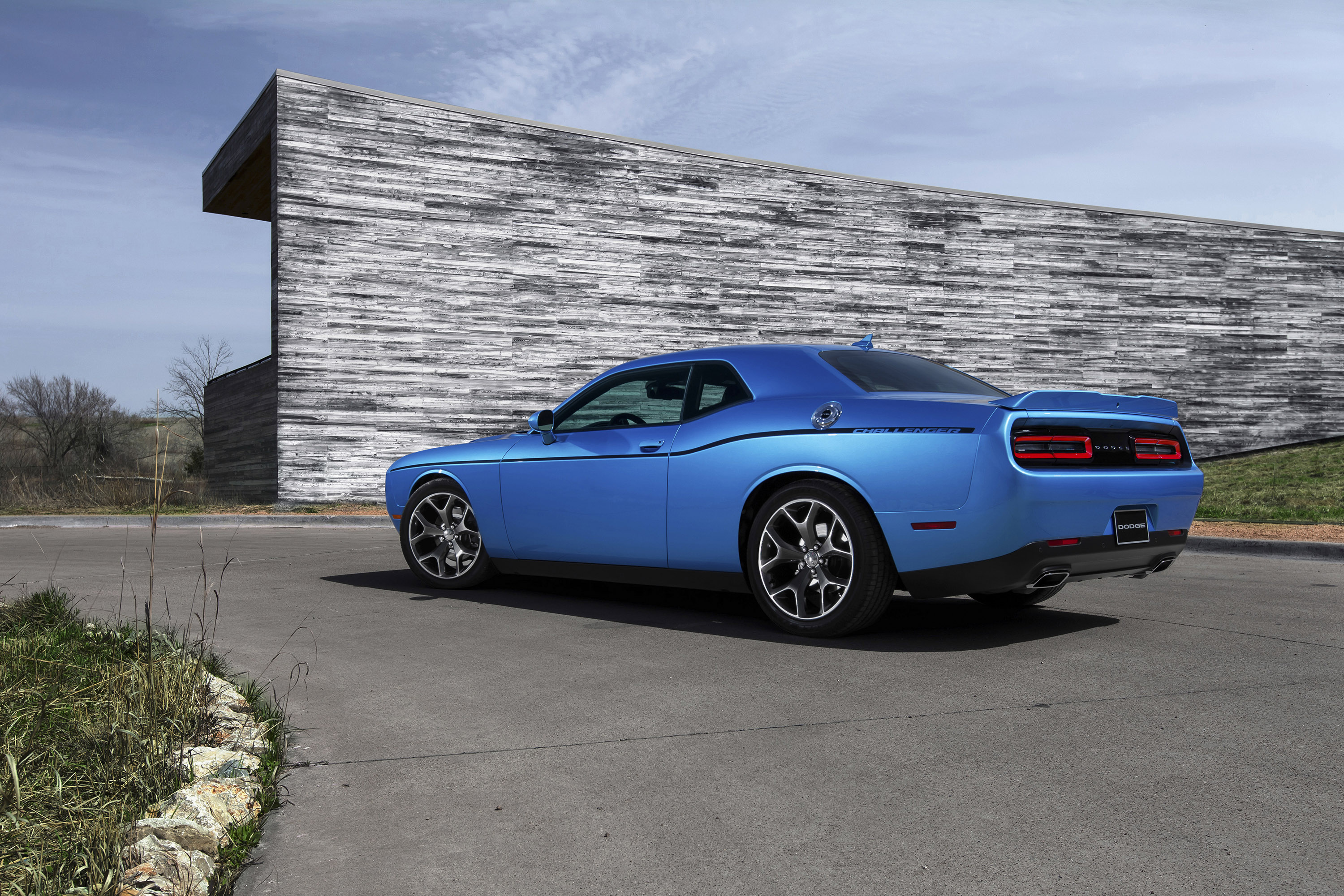 Dodge Challenger photo #25