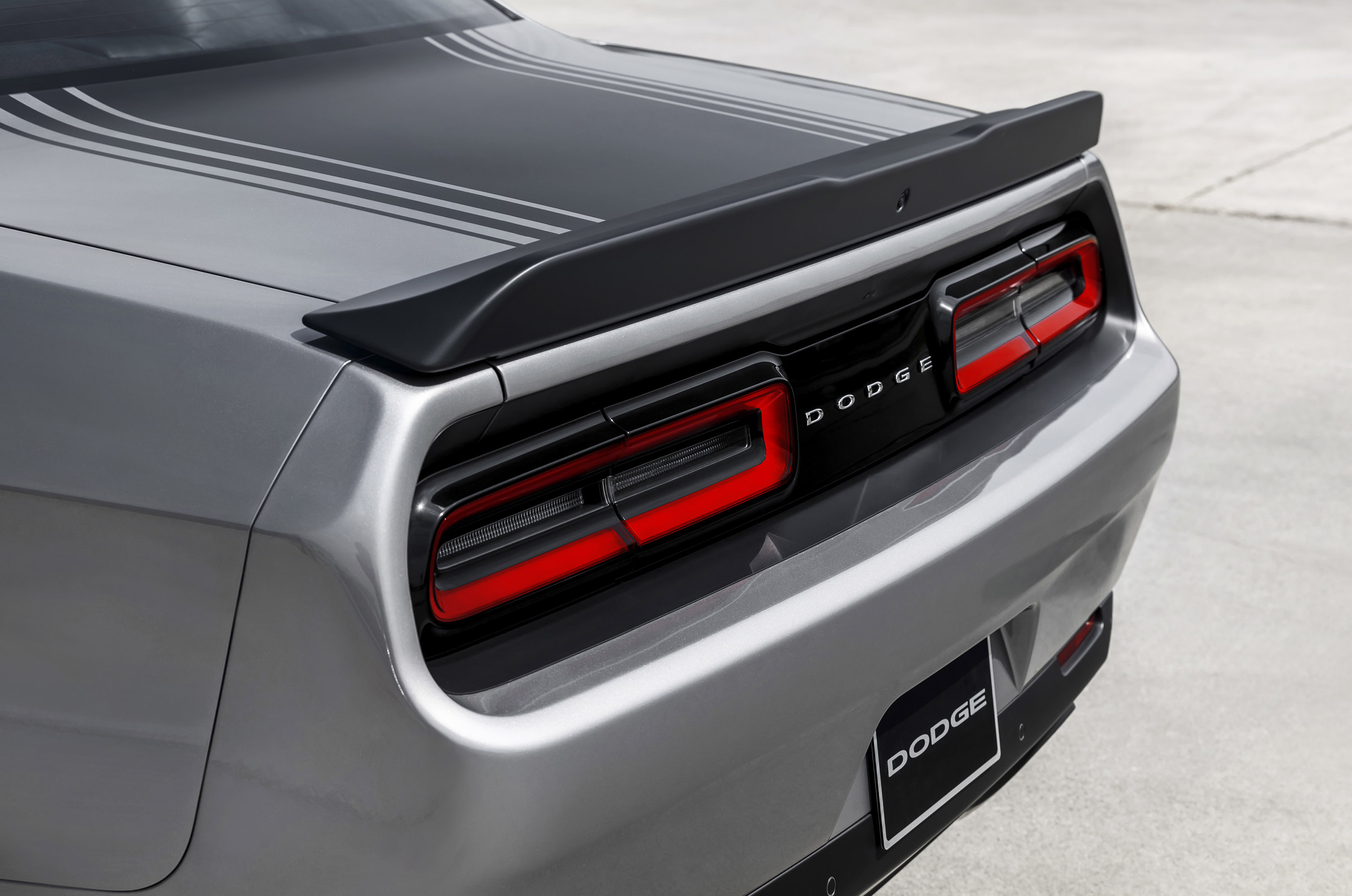 Dodge Challenger photo #38