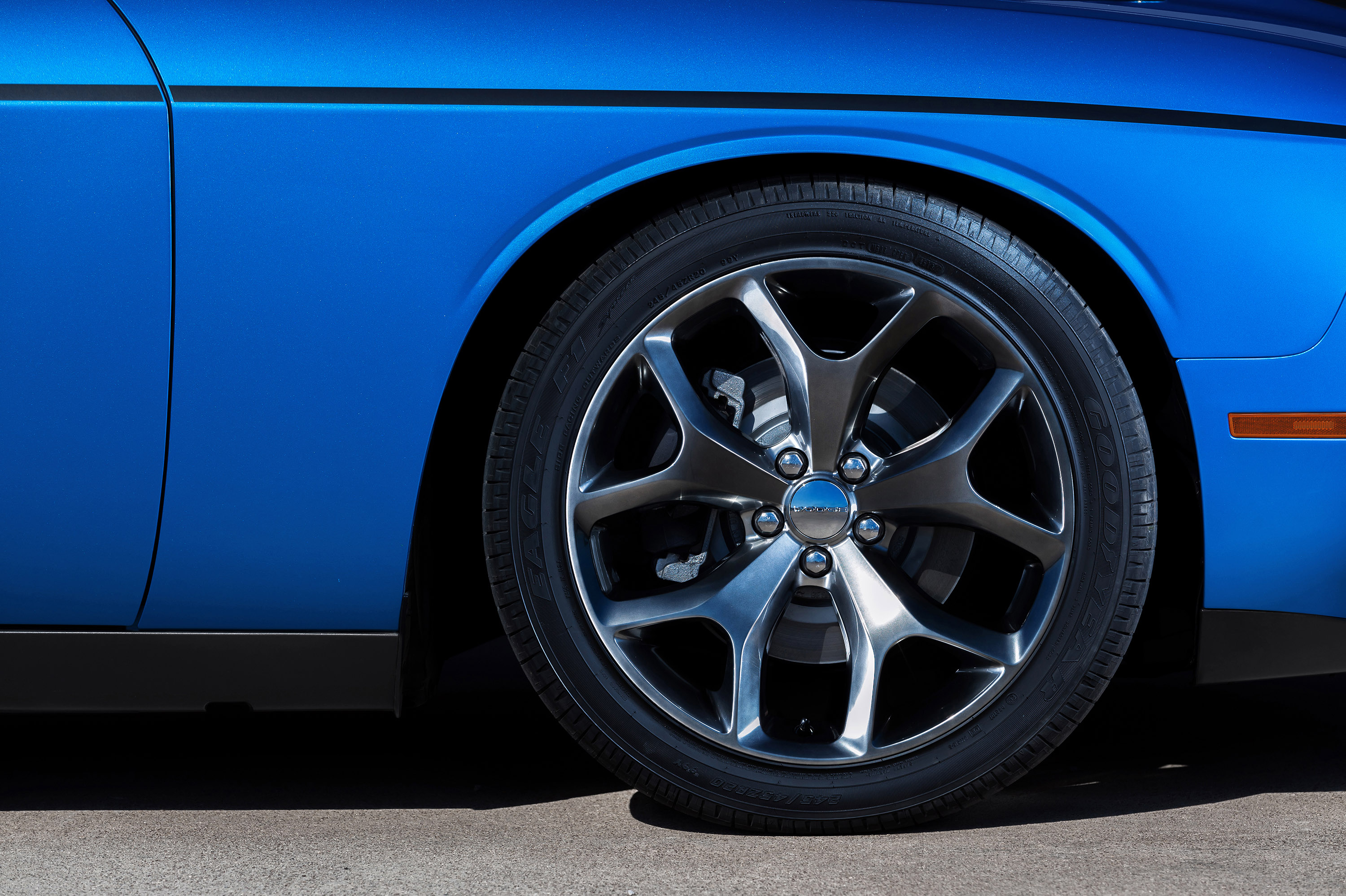 Dodge Challenger photo #64