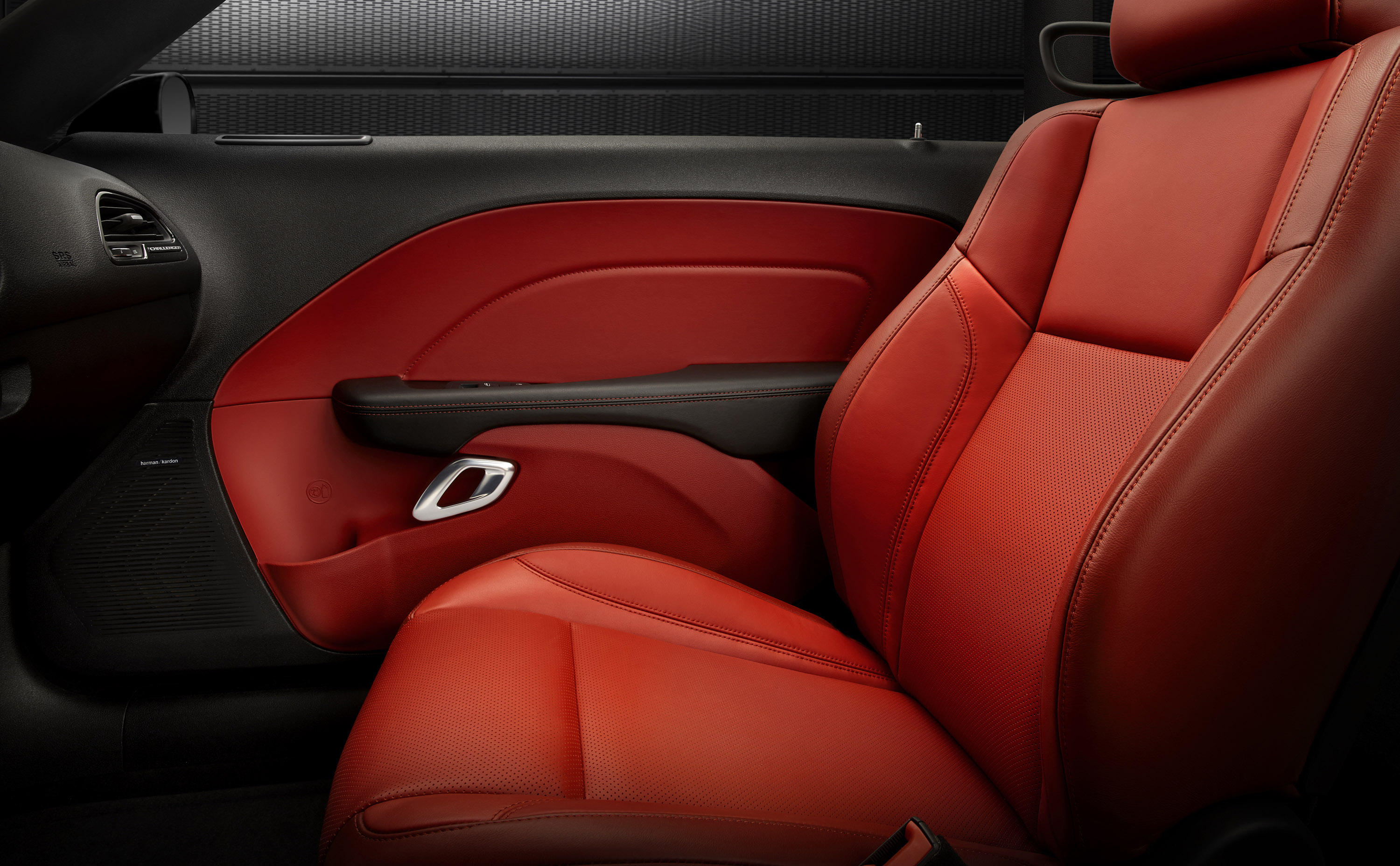 Dodge Challenger photo #77