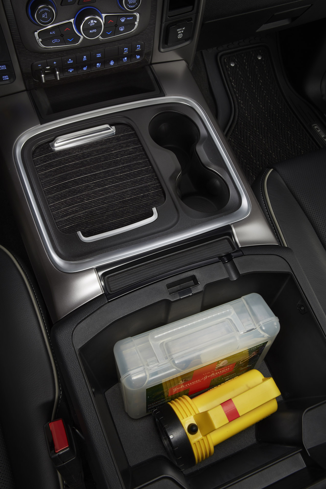 Dodge Ram 1500 Laramie Limited photo #23