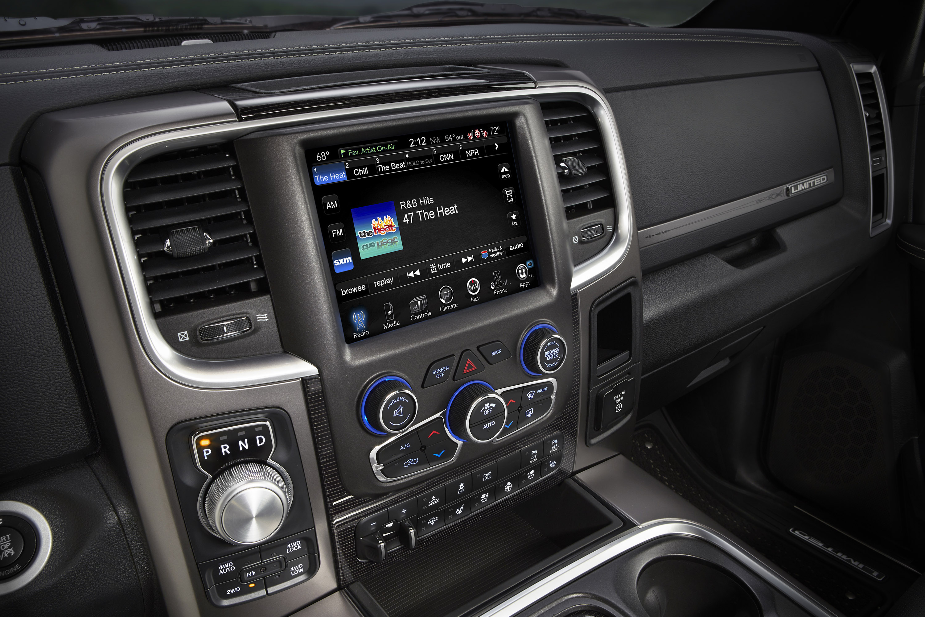 Dodge Ram 1500 Laramie Limited photo #38