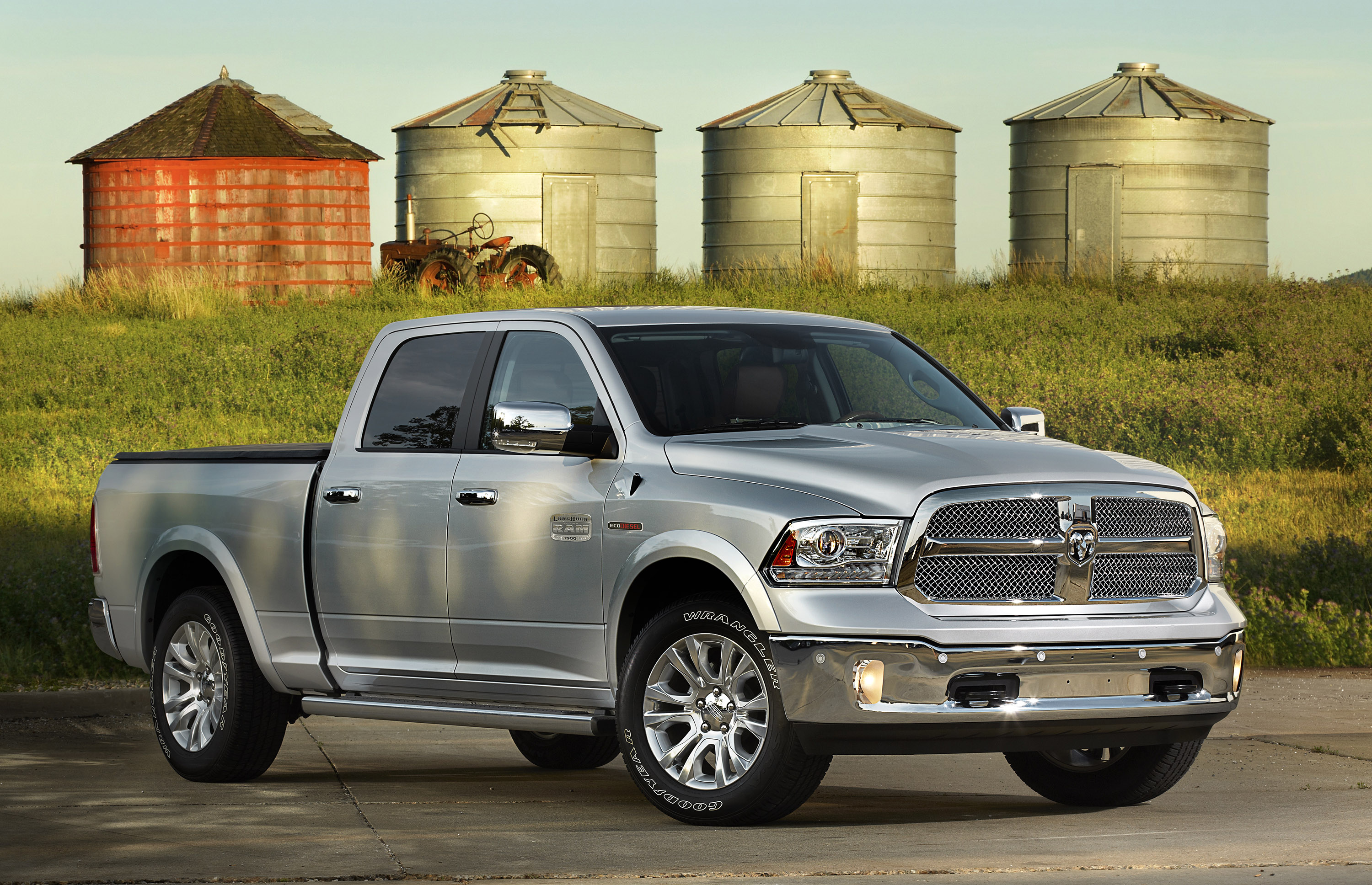 Dodge Ram 1500 Laramie Longhorn EcoDiesel photo #1