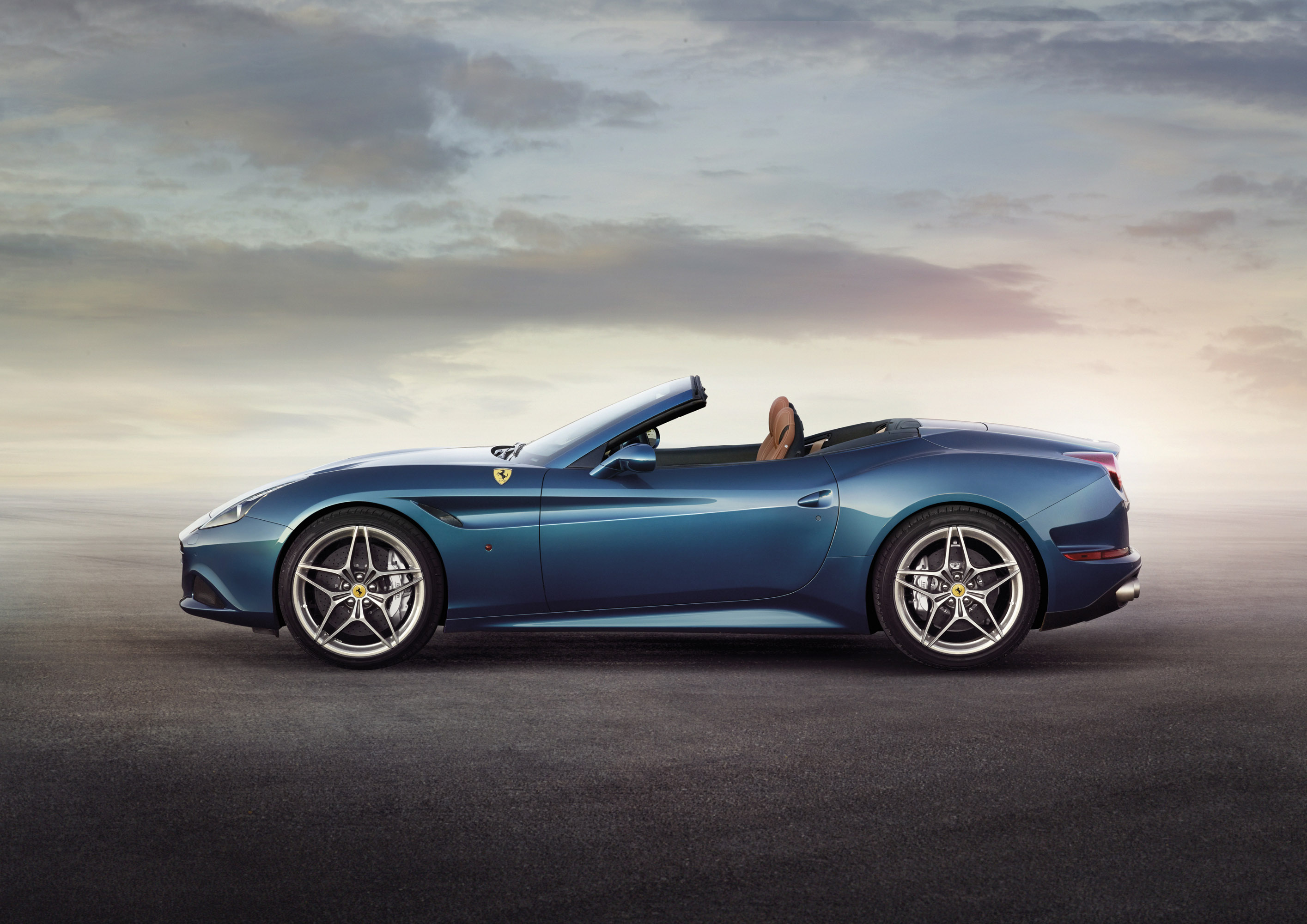 Ferrari California T photo #3