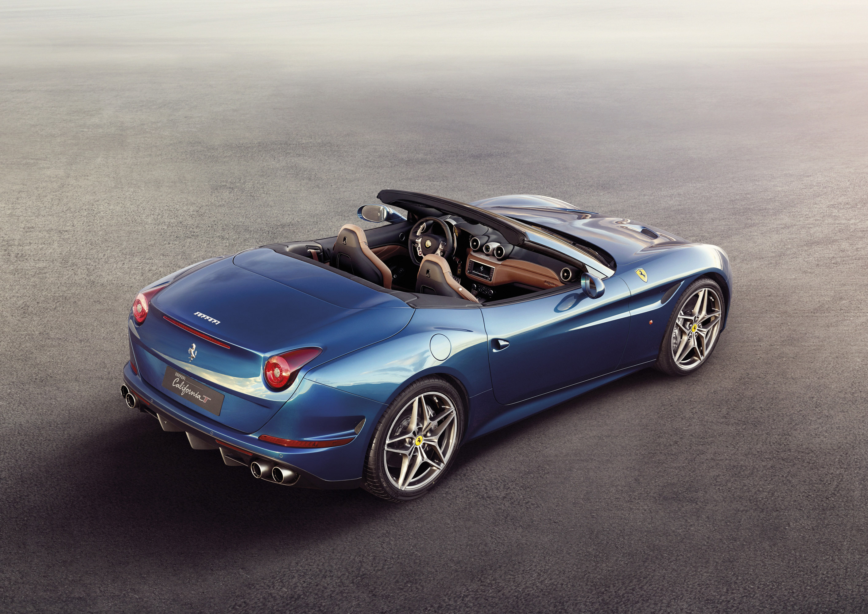 Ferrari California T photo #9