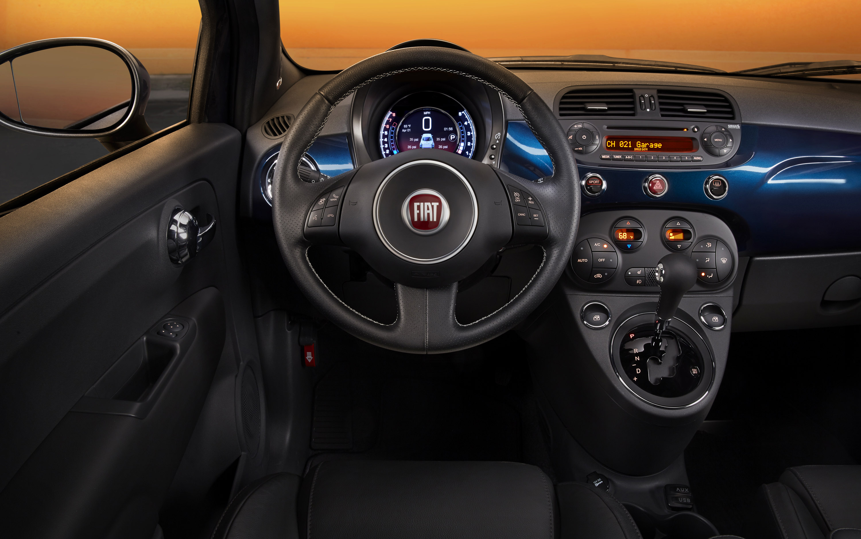 Fiat 500 Interior photo #2