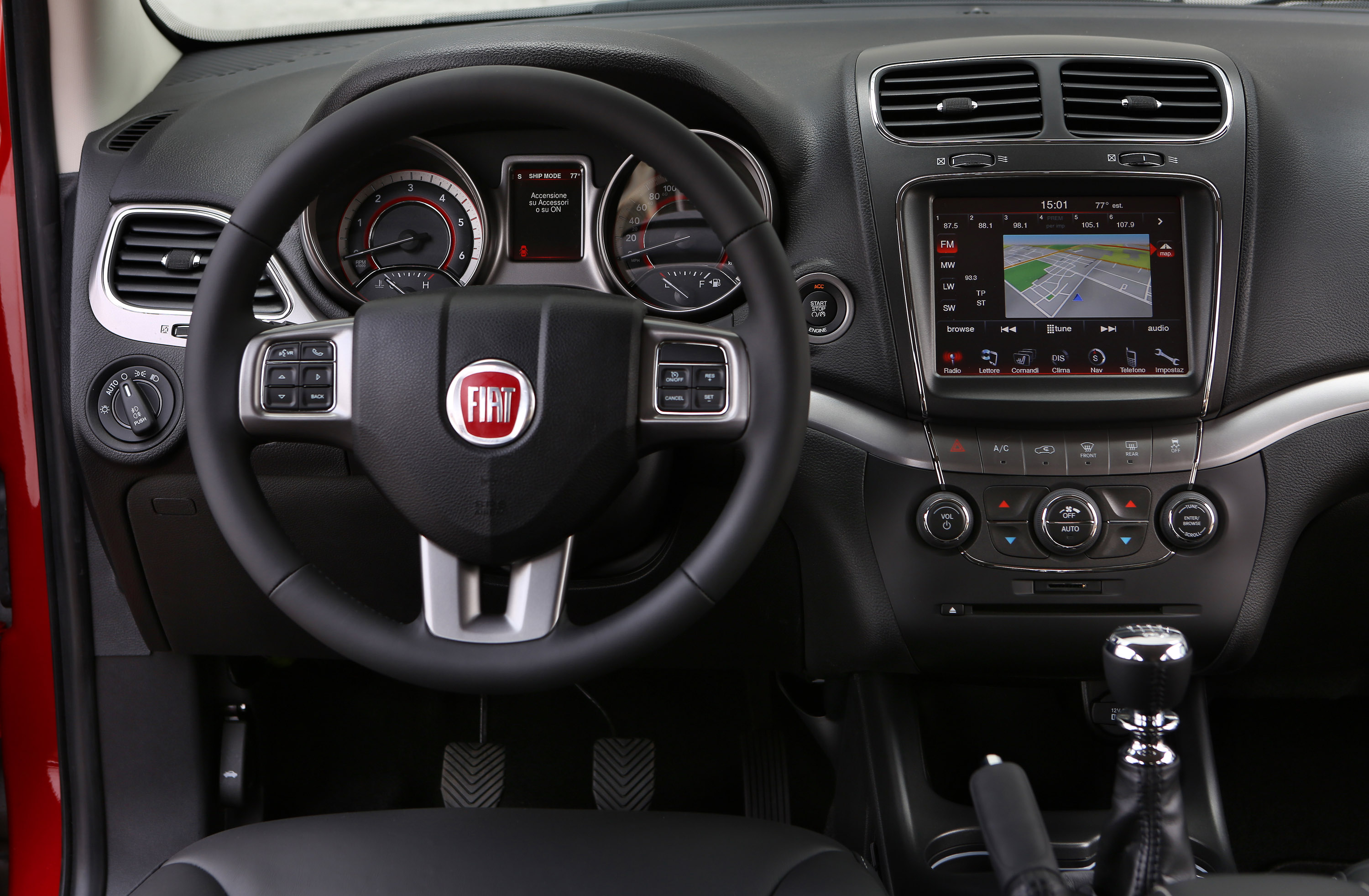 Fiat Freemont Cross photo #84