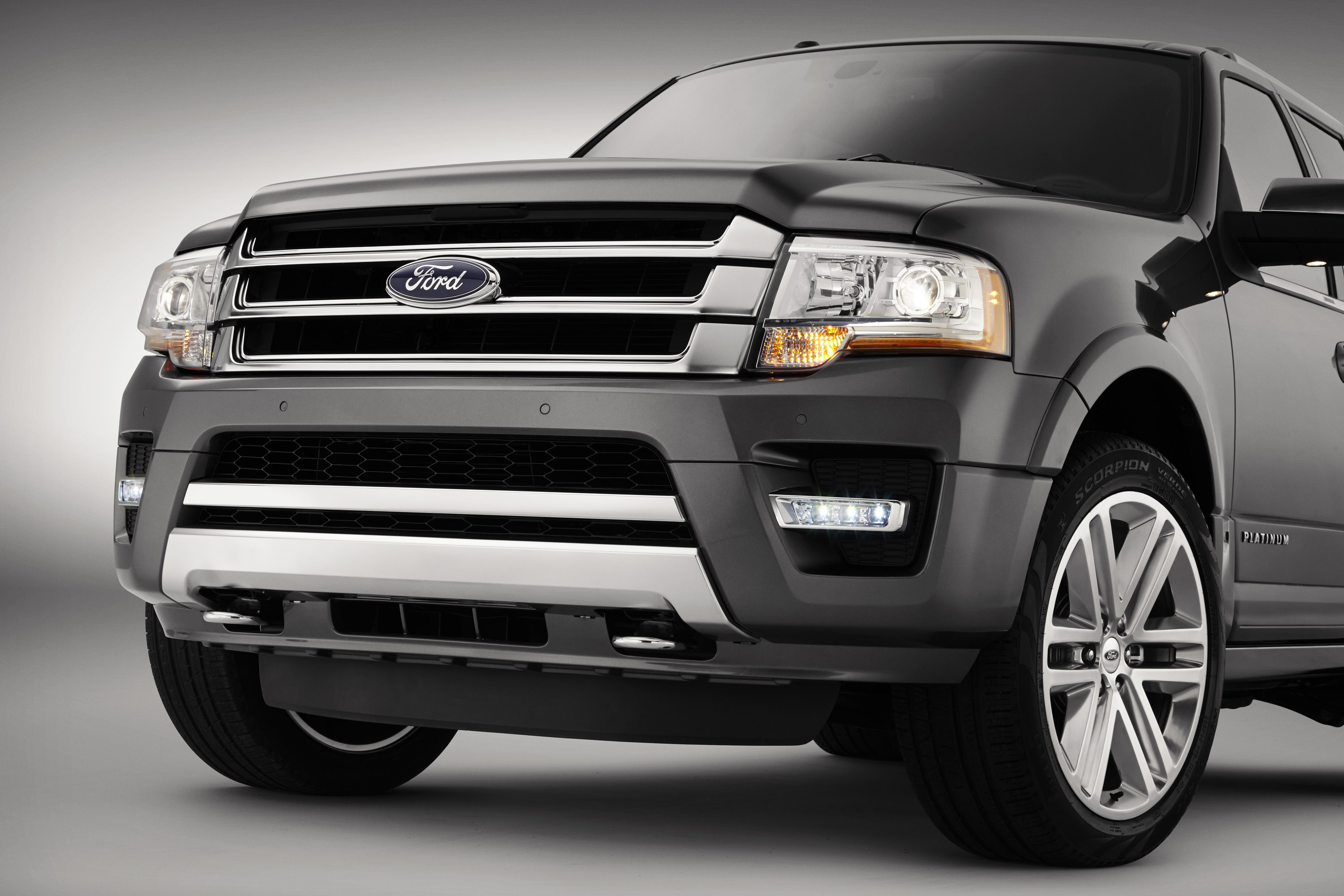 Ford Expedition photo #10