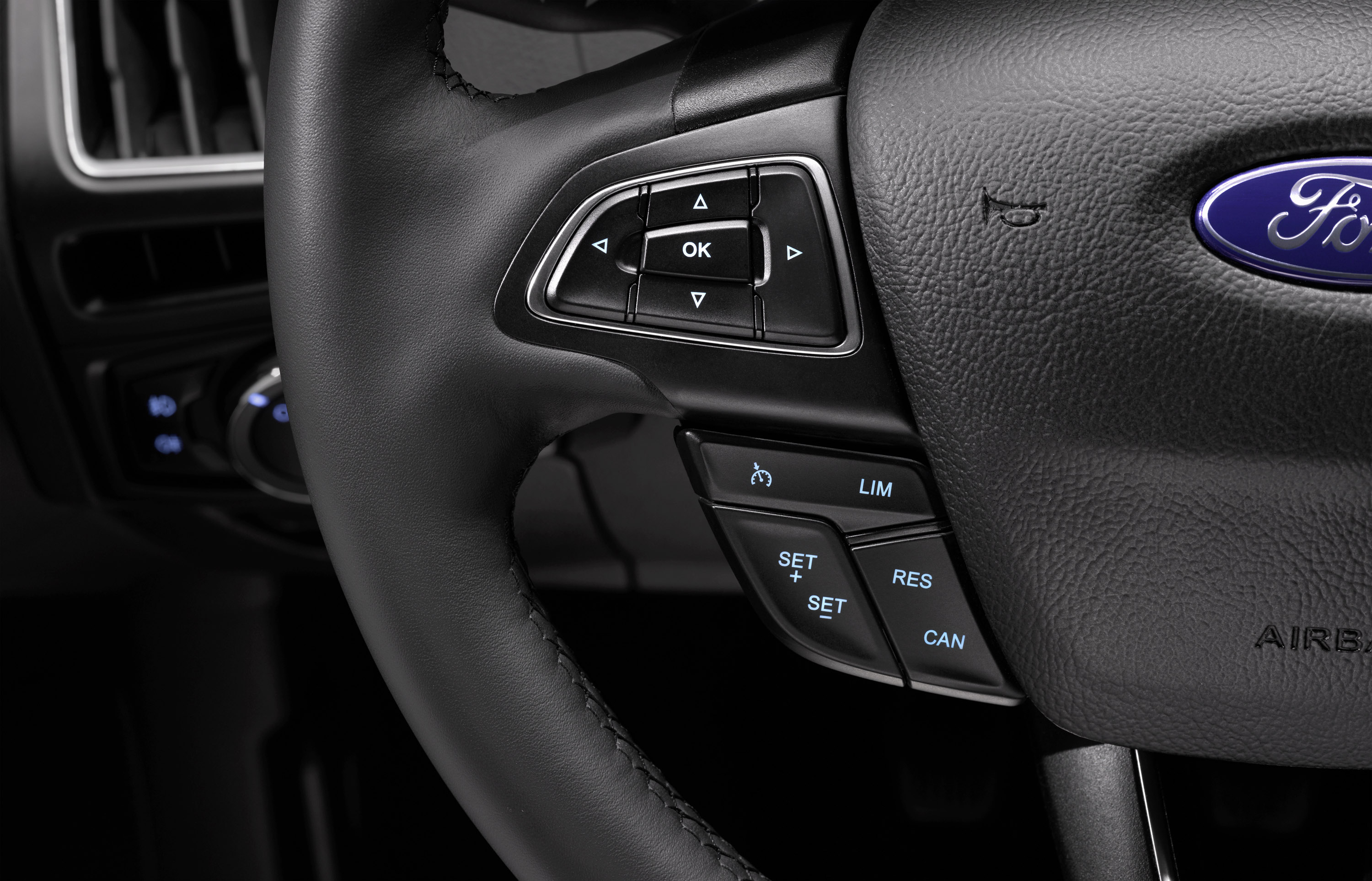 Ford Focus photo #48
