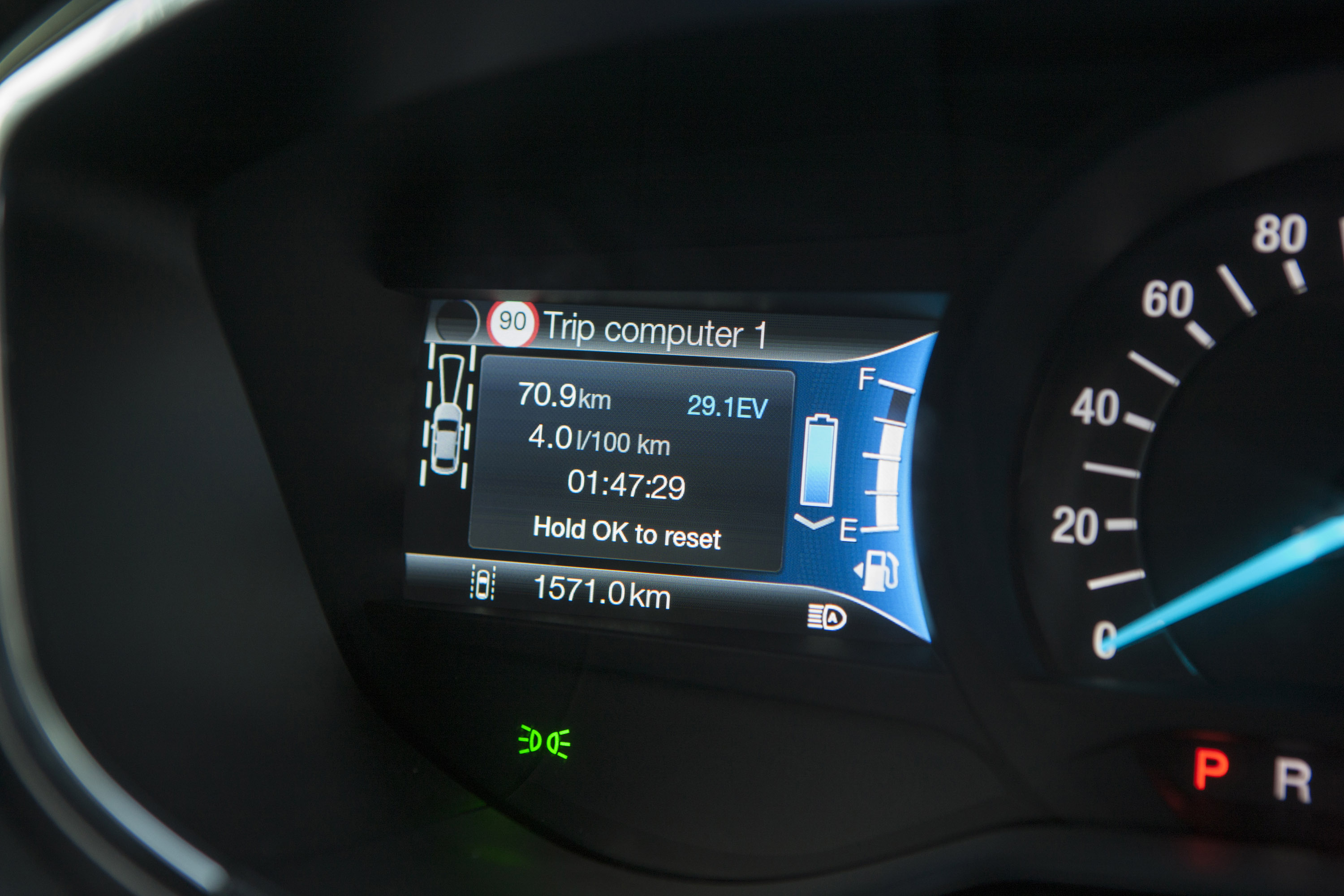 Ford Mondeo Hybrid photo #15