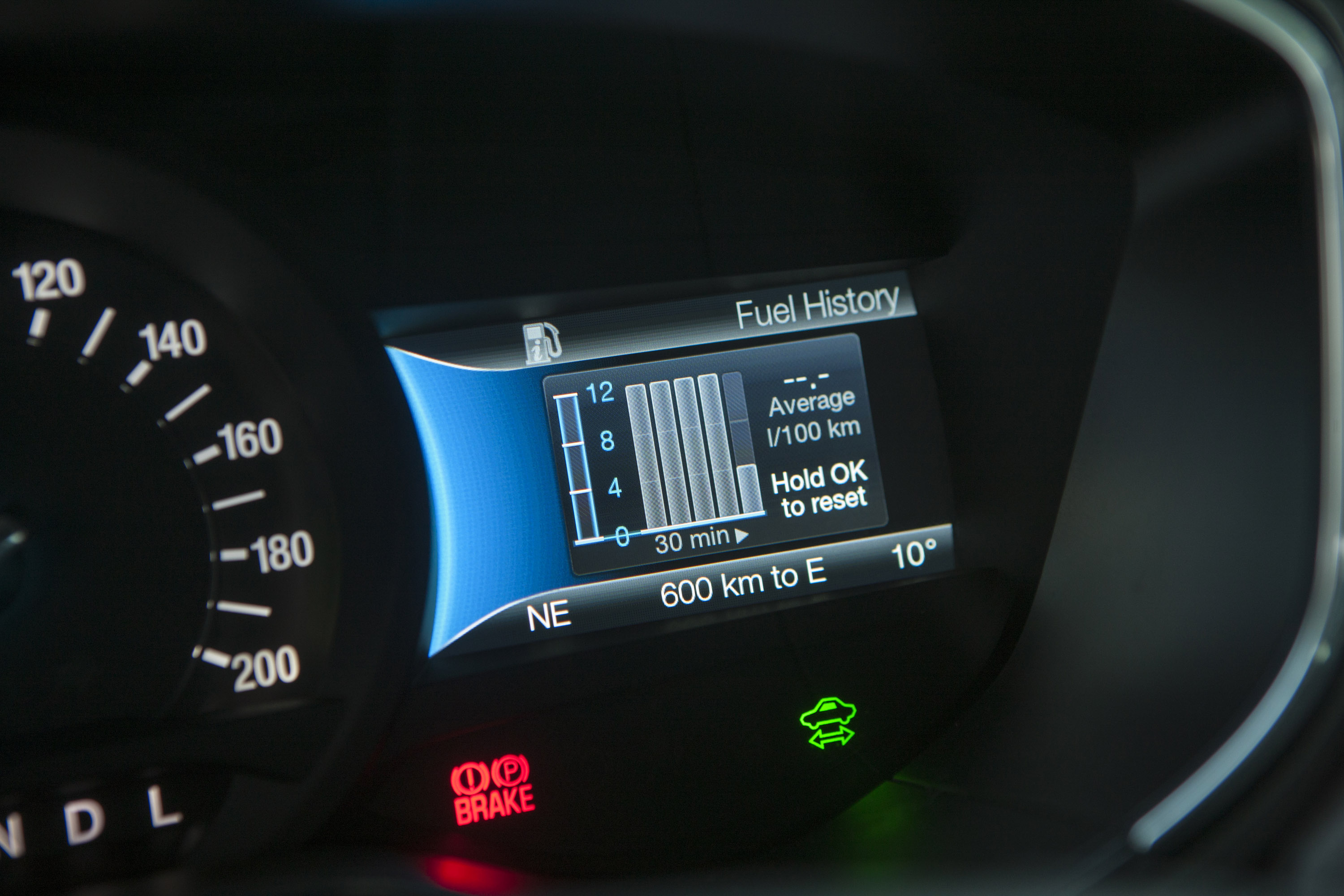 Ford Mondeo Hybrid photo #17