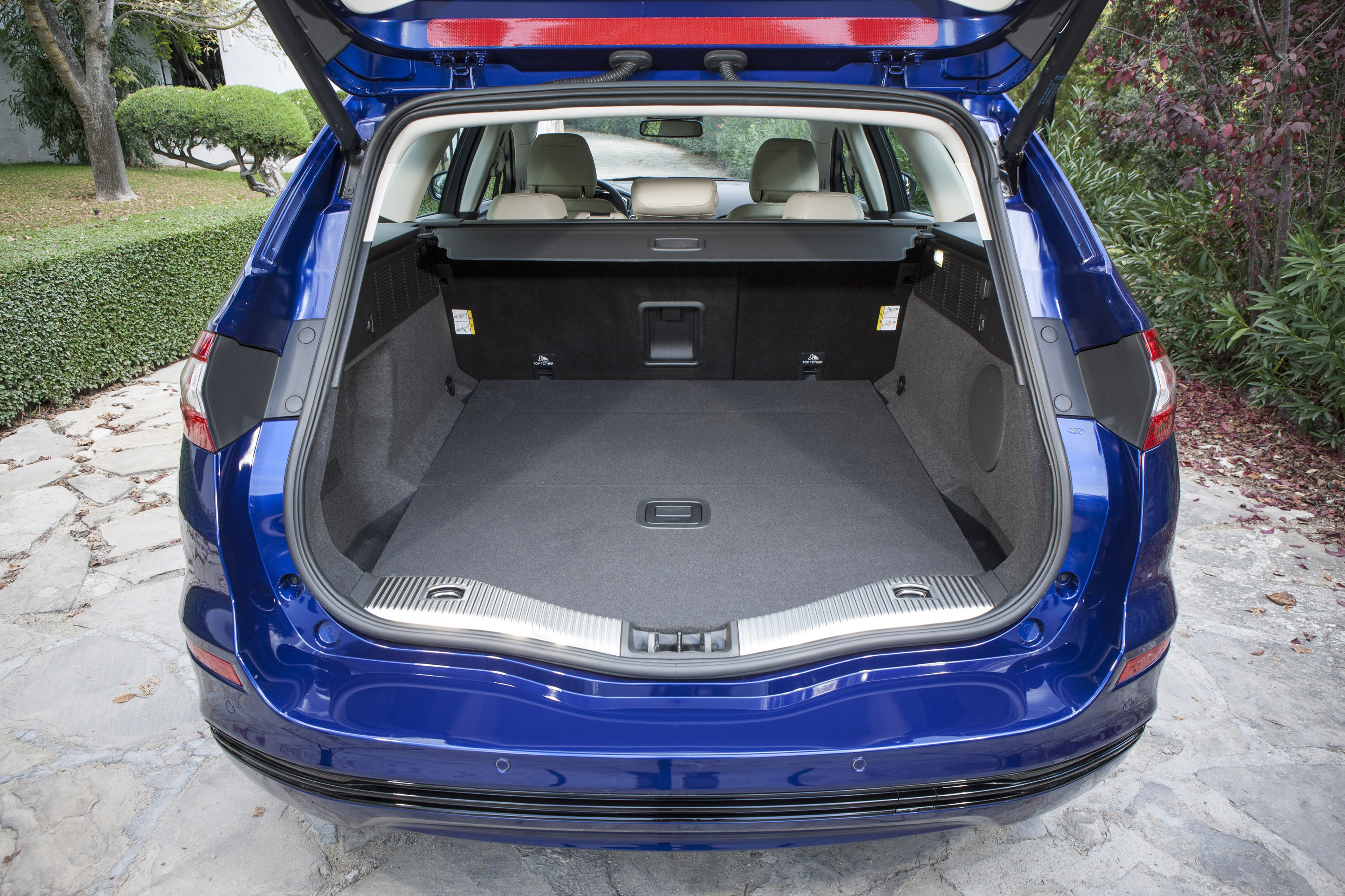 Ford Mondeo Wagon photo #35