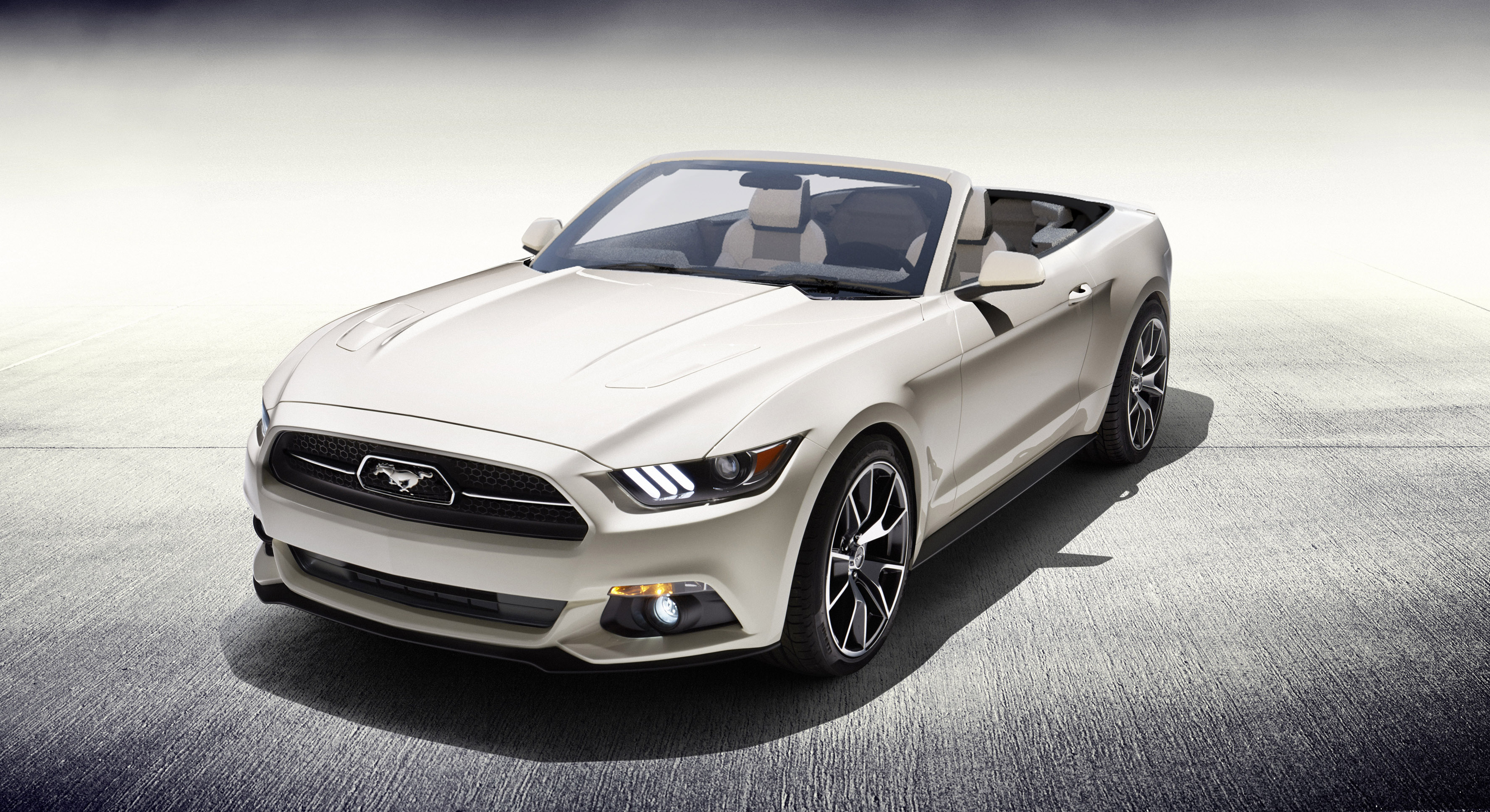Ford Mustang 50 Years Convertible photo #1