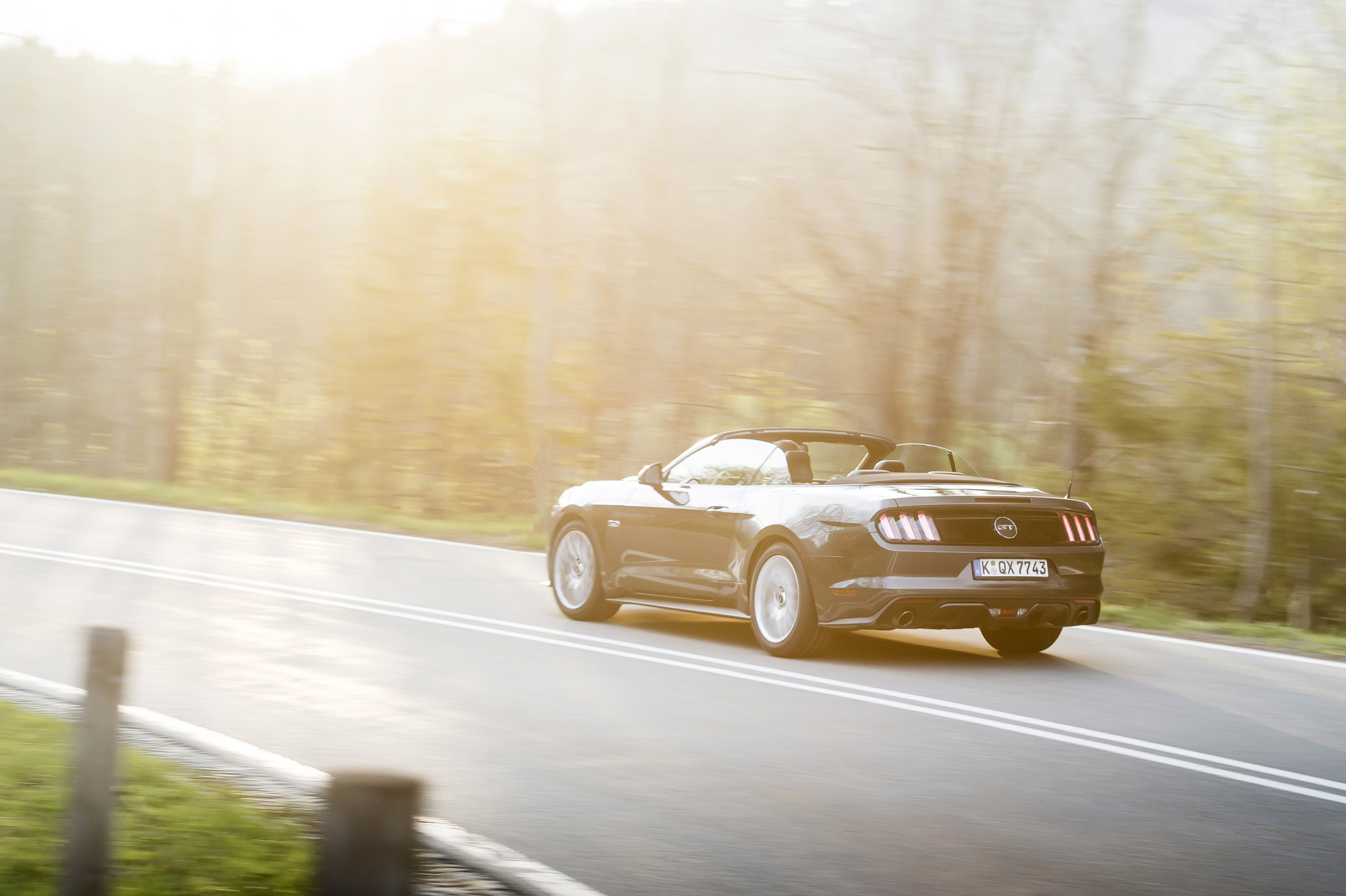 Ford Mustang Convertible EU-Version photo #20