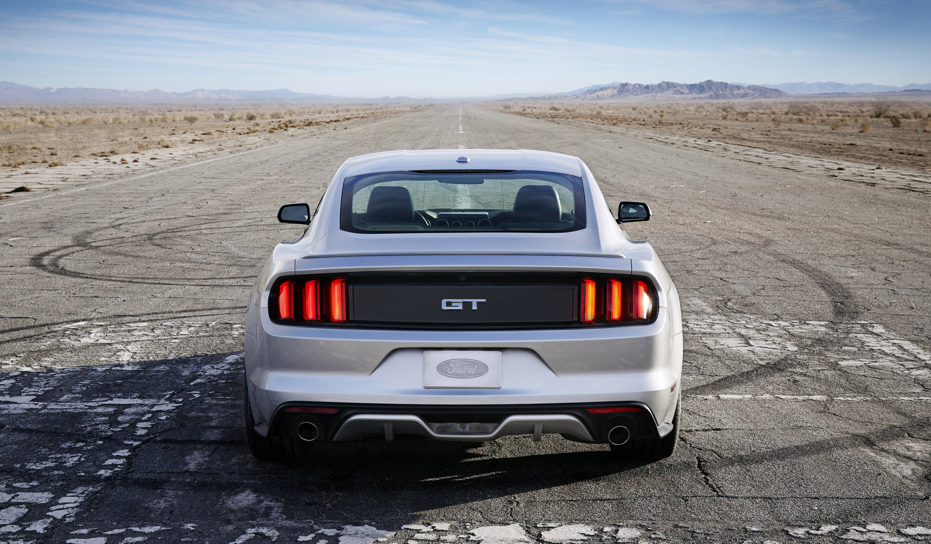 Ford Mustang photo #24