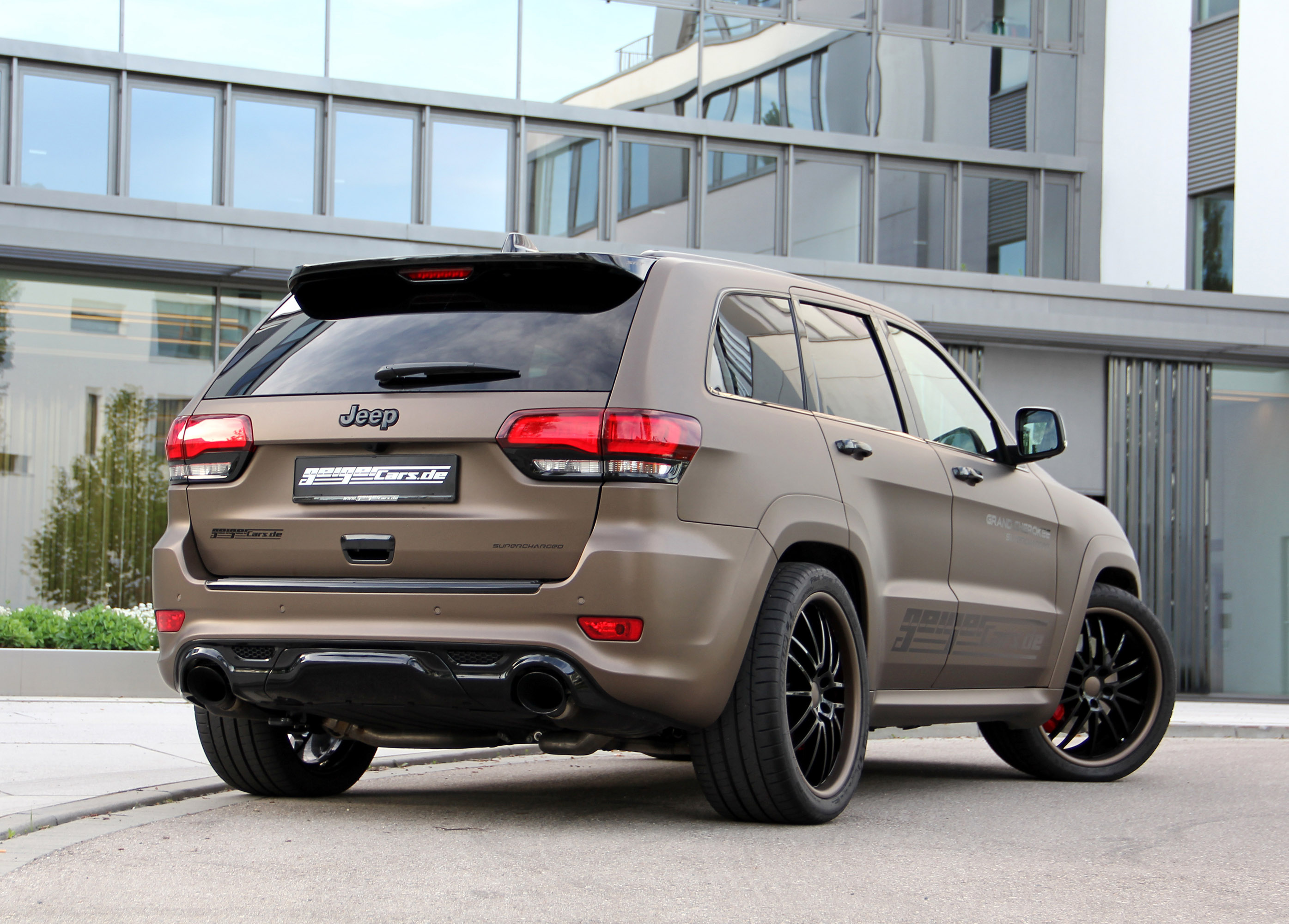 GeigerCars Jeep Grand Cherokee photo #3