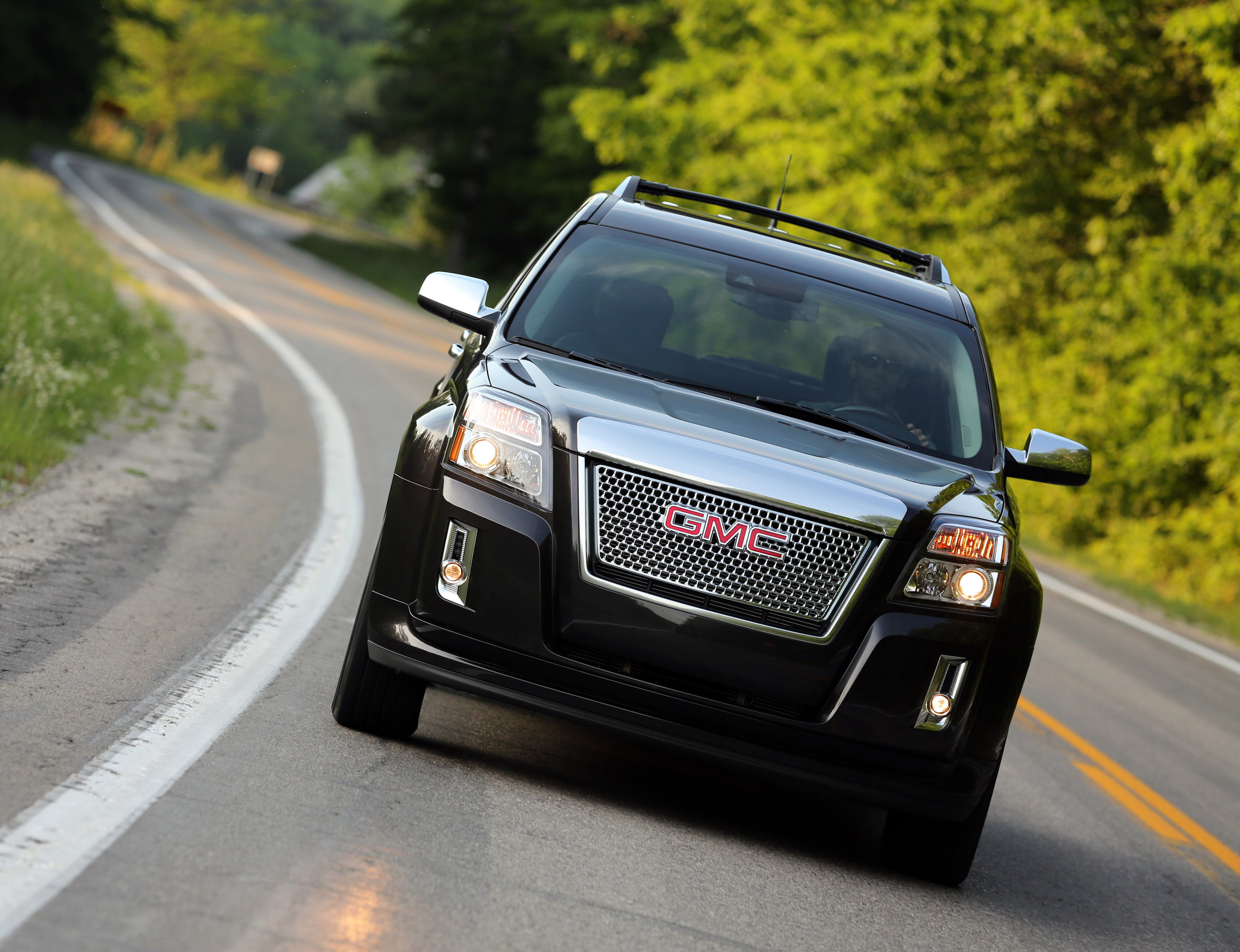 GMC Terrain Denali photo #3