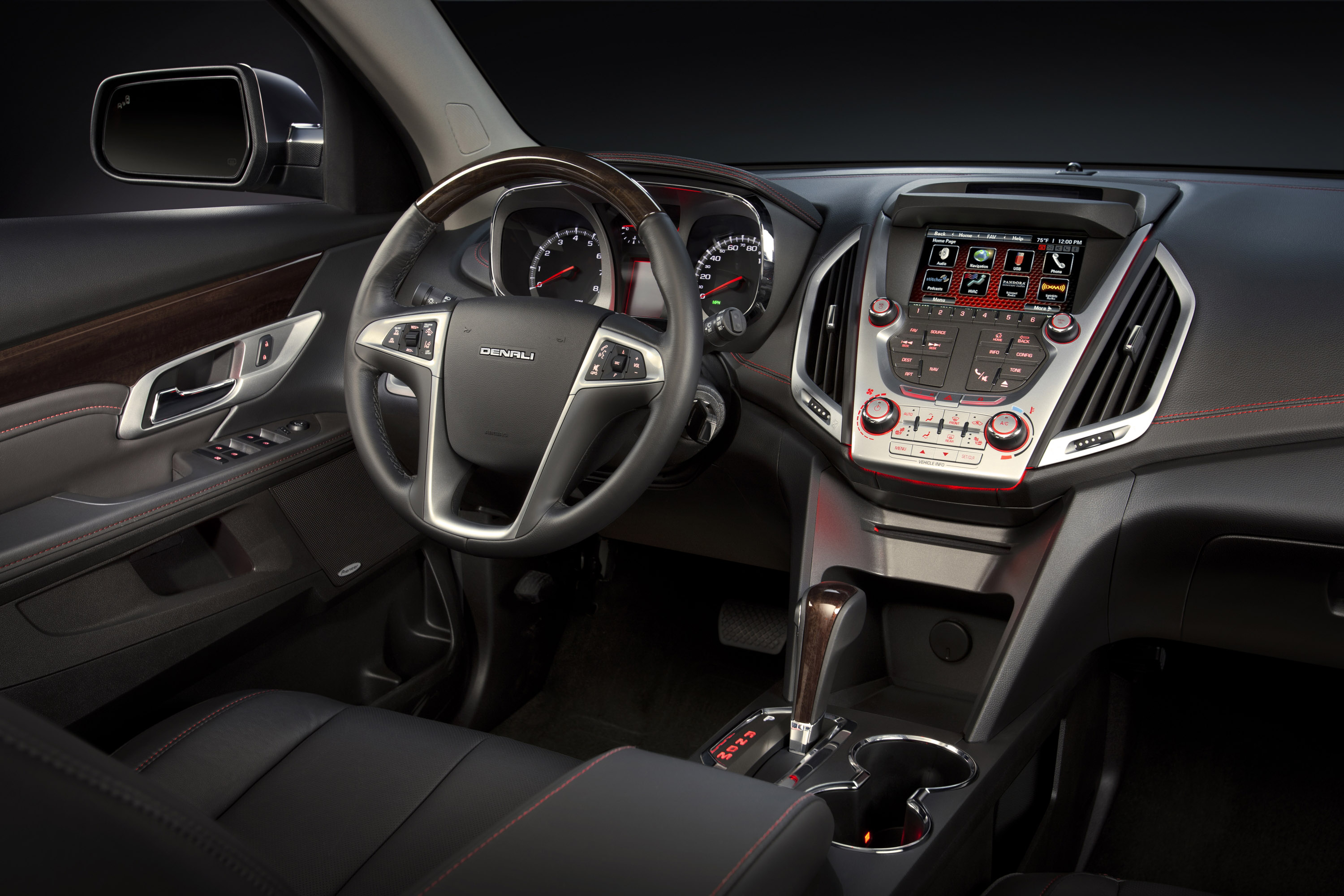 GMC Terrain Denali photo #20