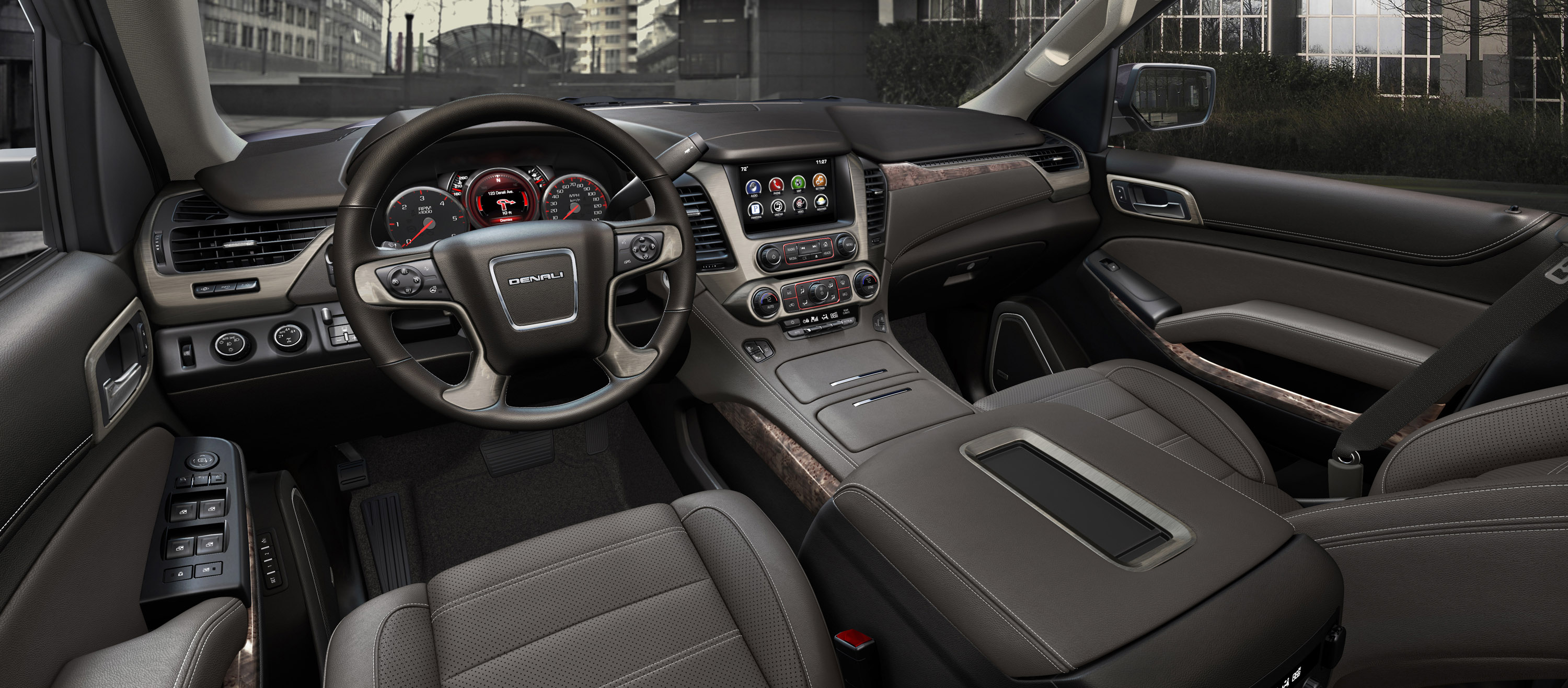 GMC Yukon Denali photo #29