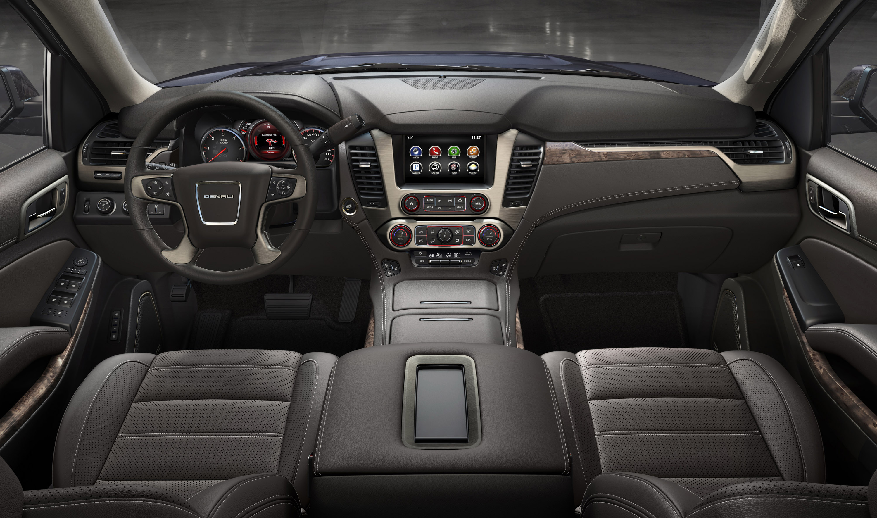 GMC Yukon Denali photo #32