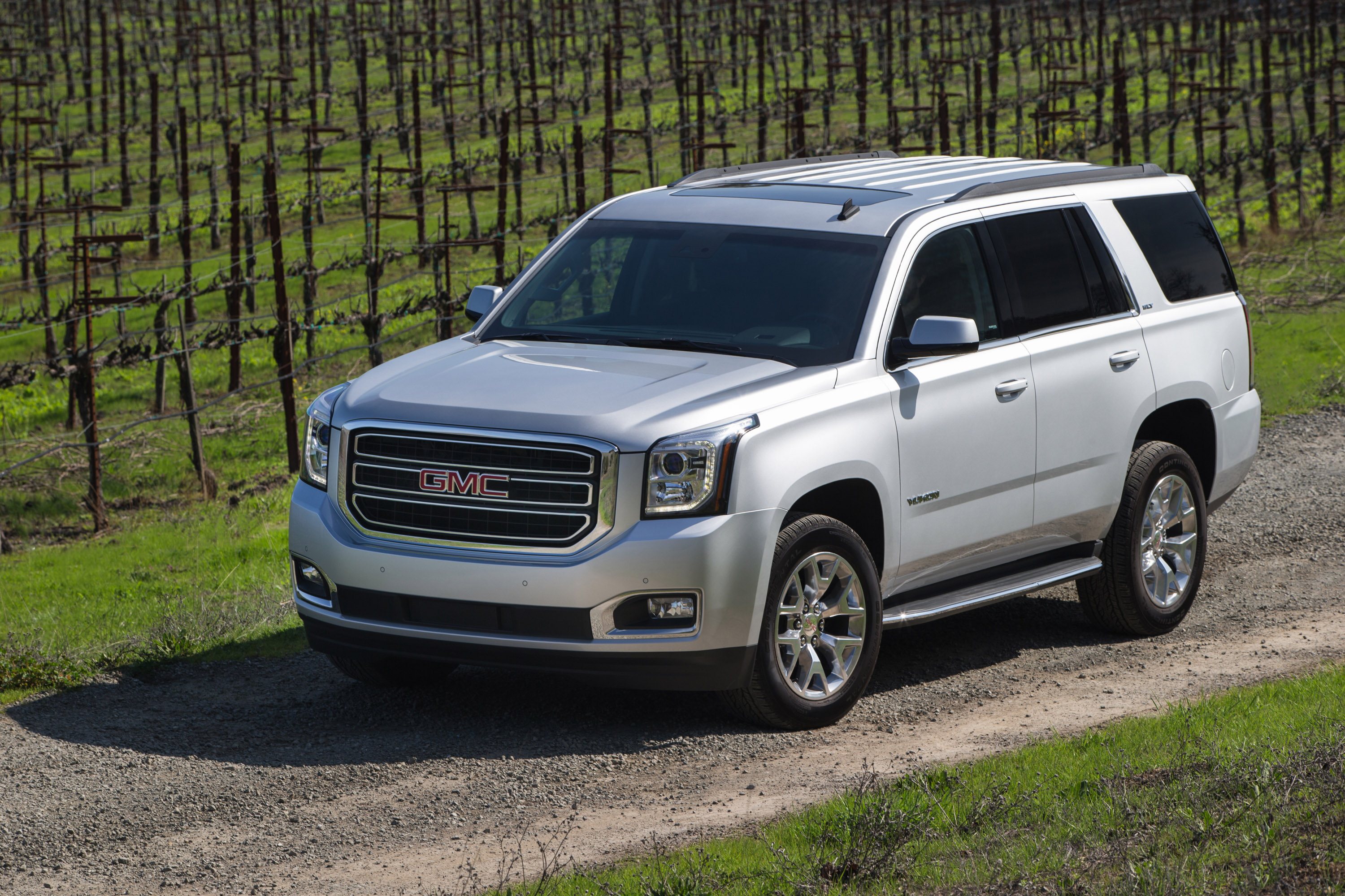 GMC Yukon SLT photo #1