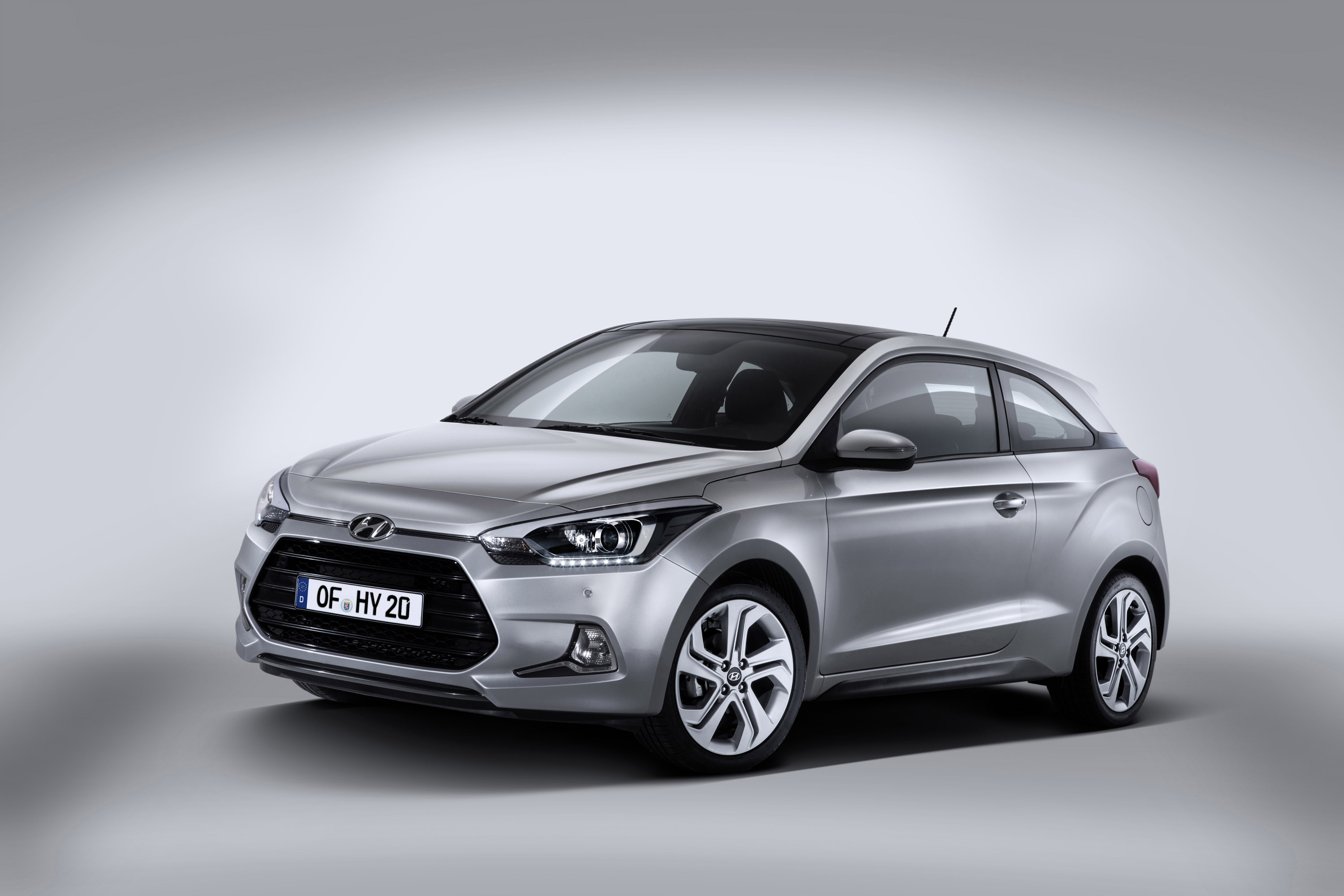 Hyundai i20 Coupe photo #1