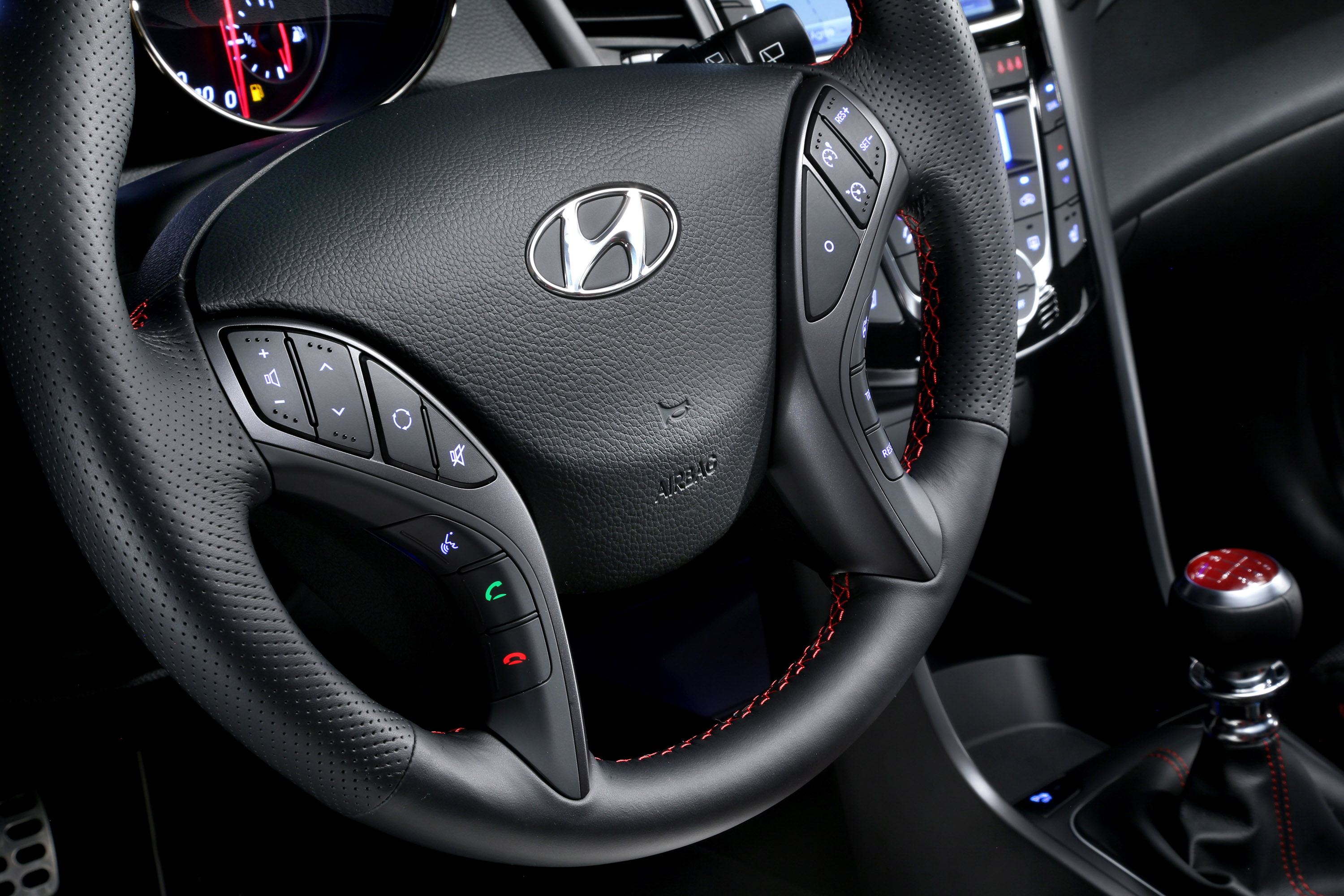 Hyundai i30 Turbo photo #24
