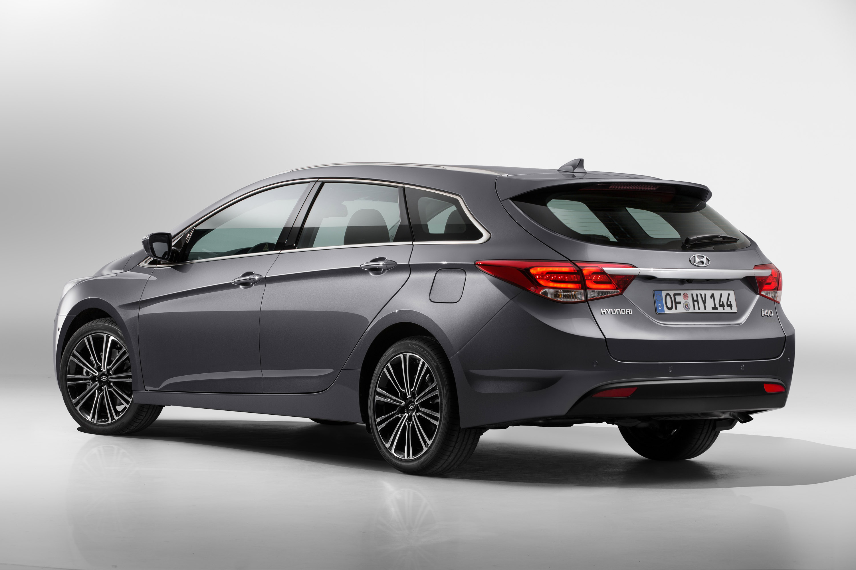 2015 Hyundai i40 HD Pictures