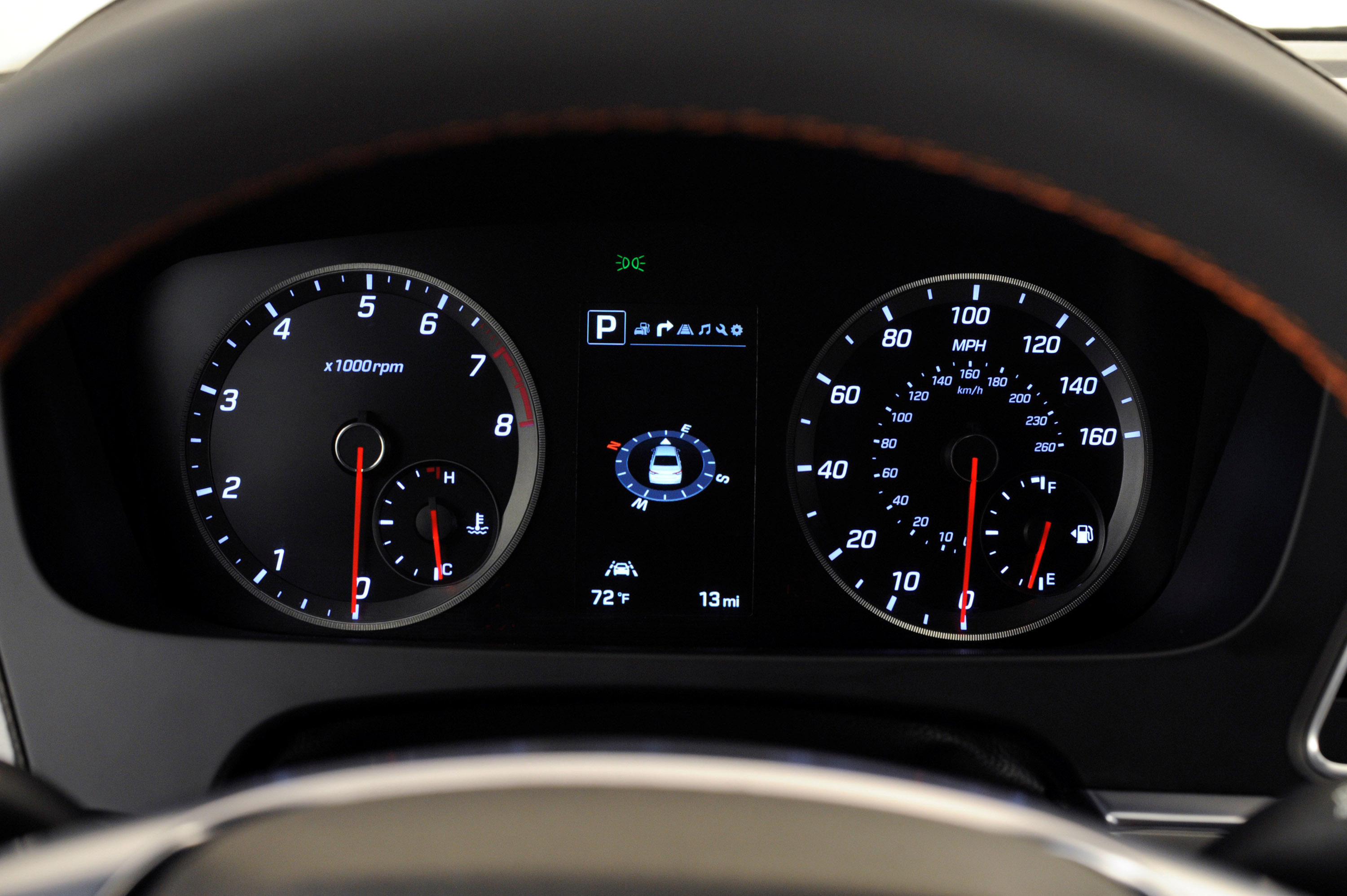 Hyundai Sonata photo #18