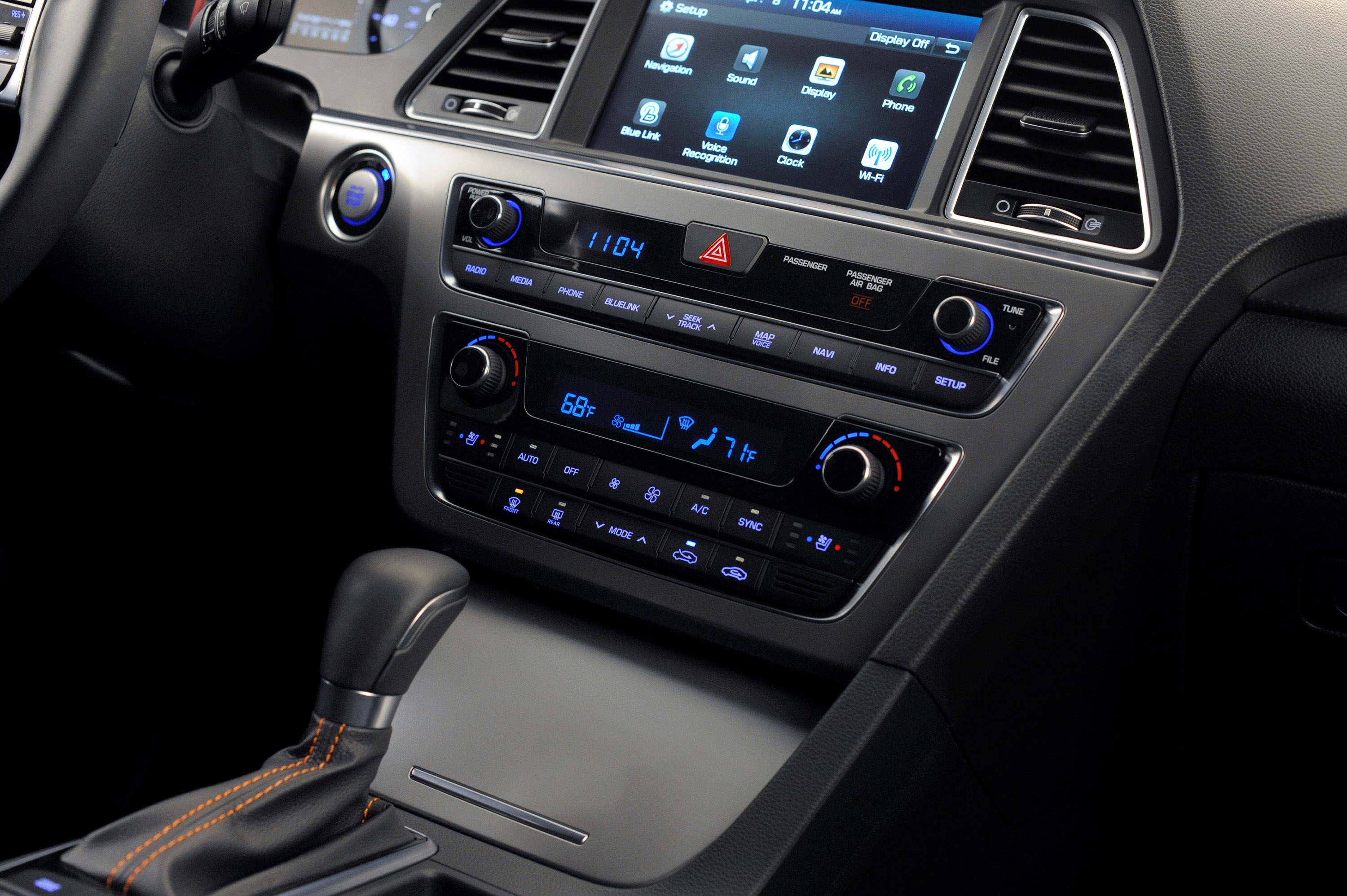 Hyundai Sonata photo #28