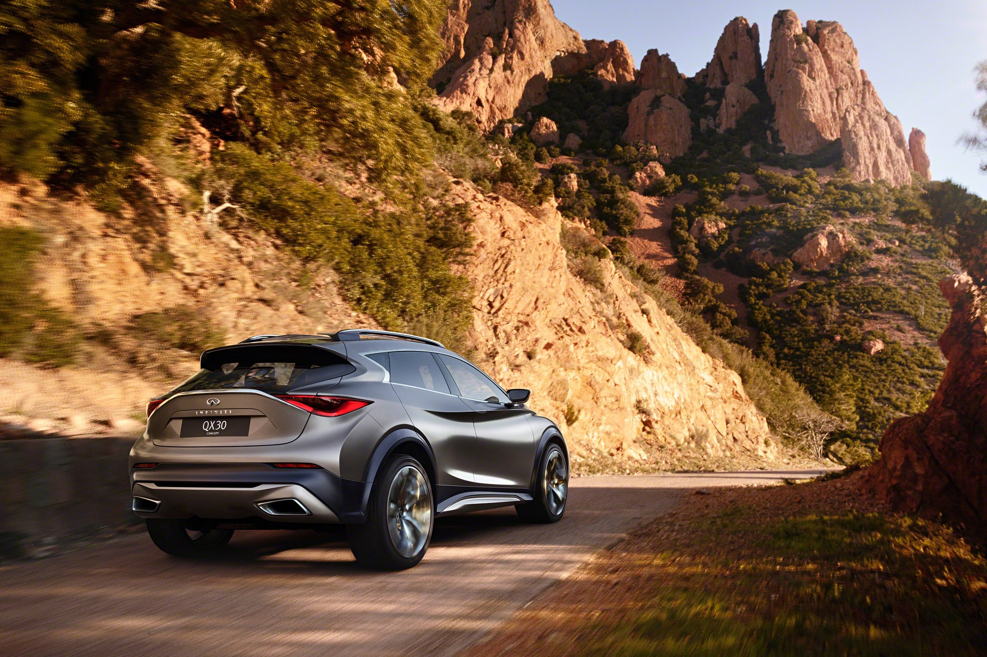 Infiniti QX30 Concept photo #16
