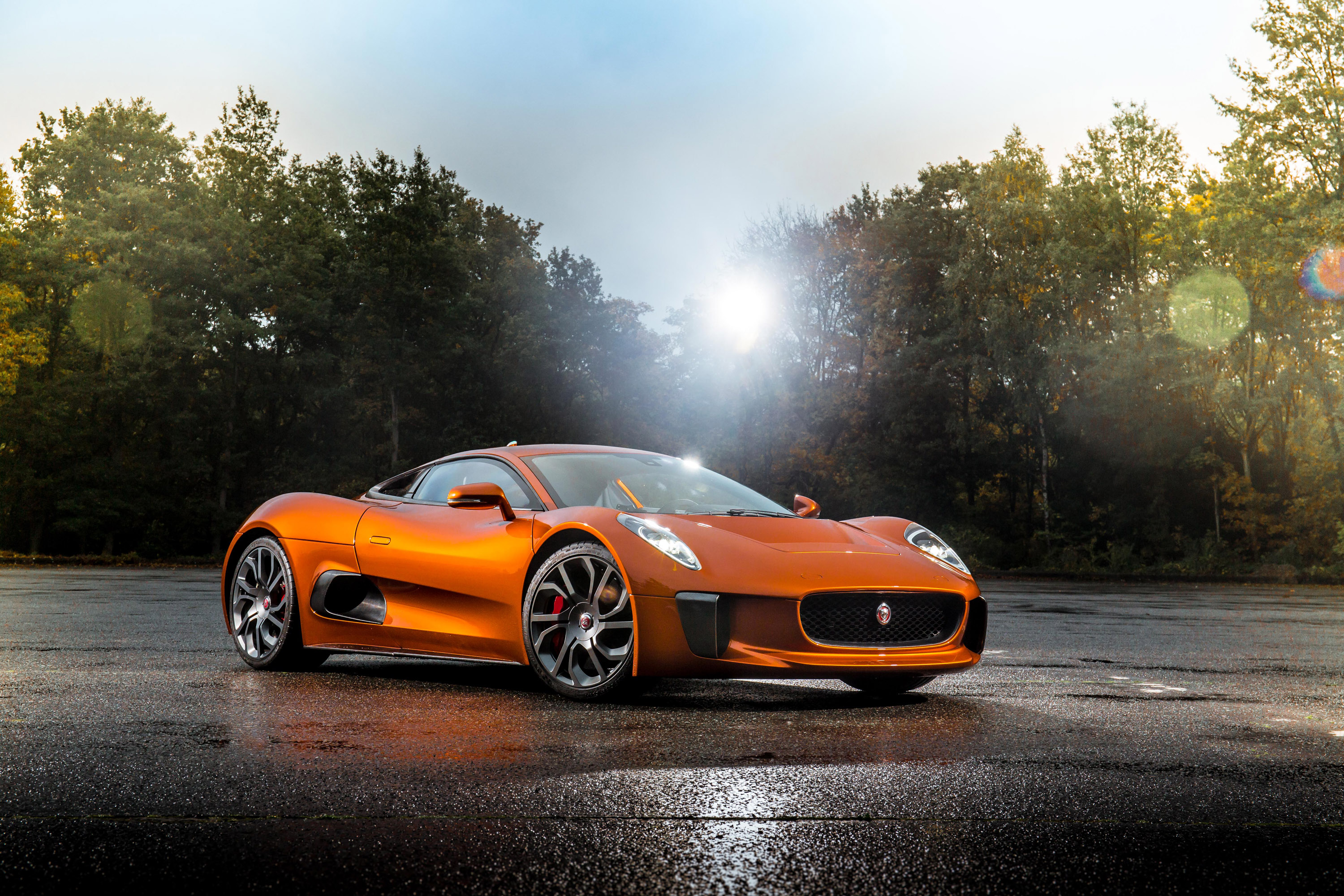 Jaguar C-X75 Bond Concept photo #1