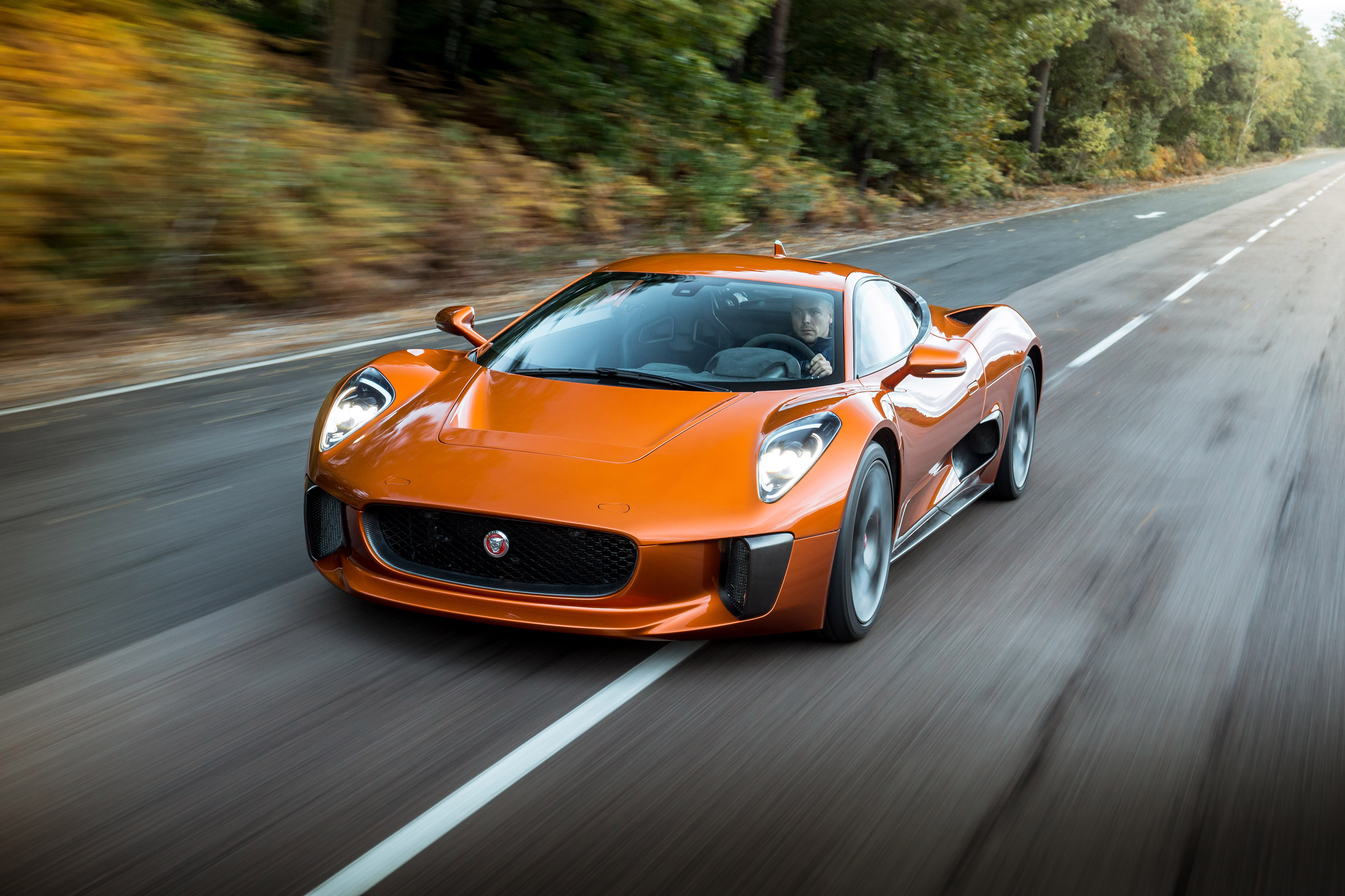 Jaguar C-X75 Bond Concept photo #2