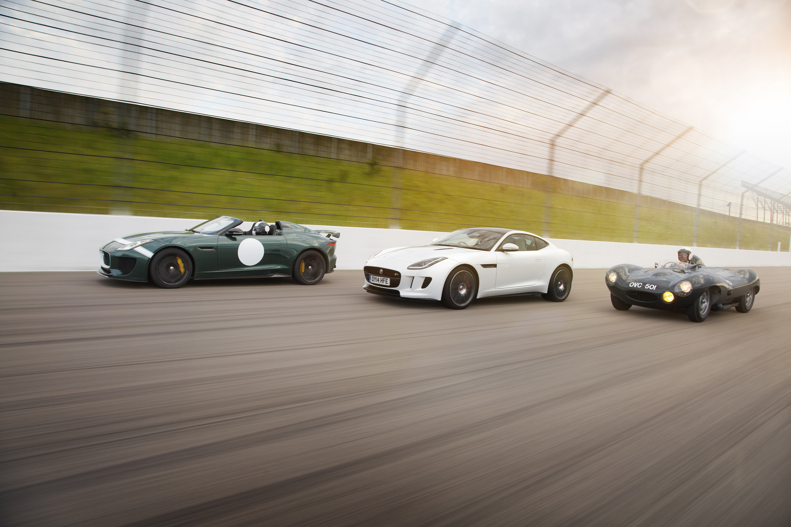 Jaguar F-Type Project 7 photo #15