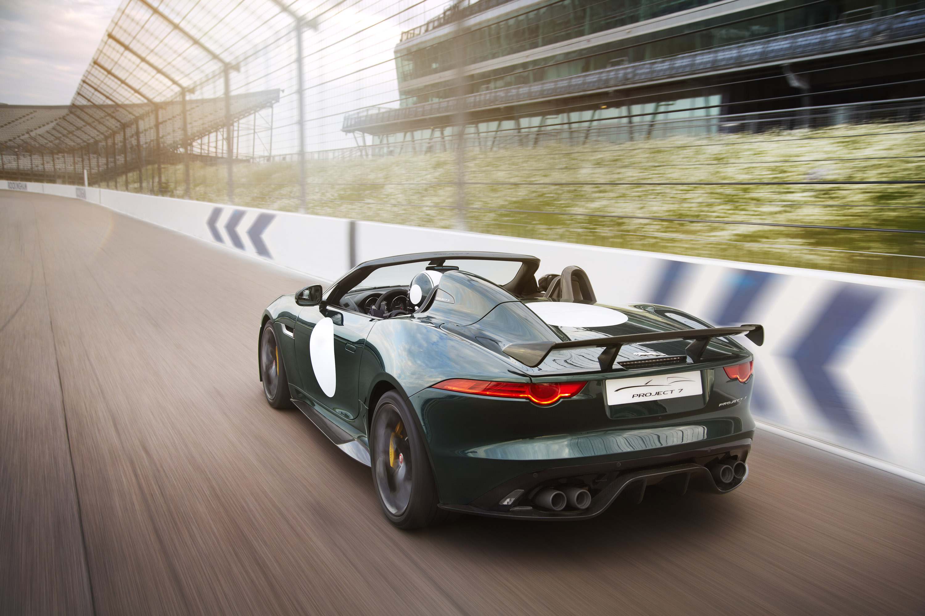Jaguar F-Type Project 7 photo #18