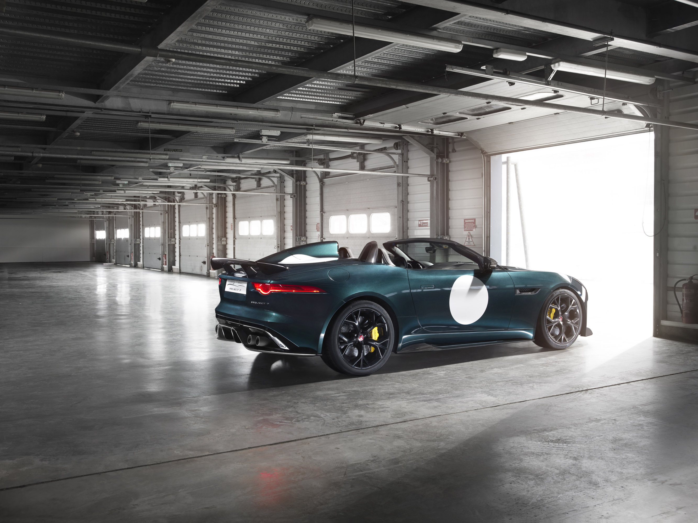 Jaguar F-Type Project 7 photo #20
