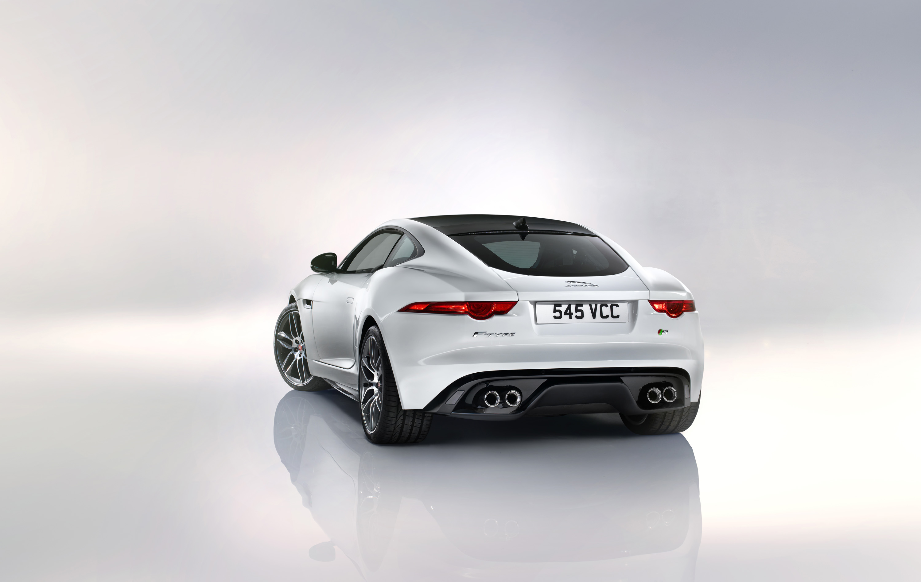 Jaguar F-Type R Coupe photo #34