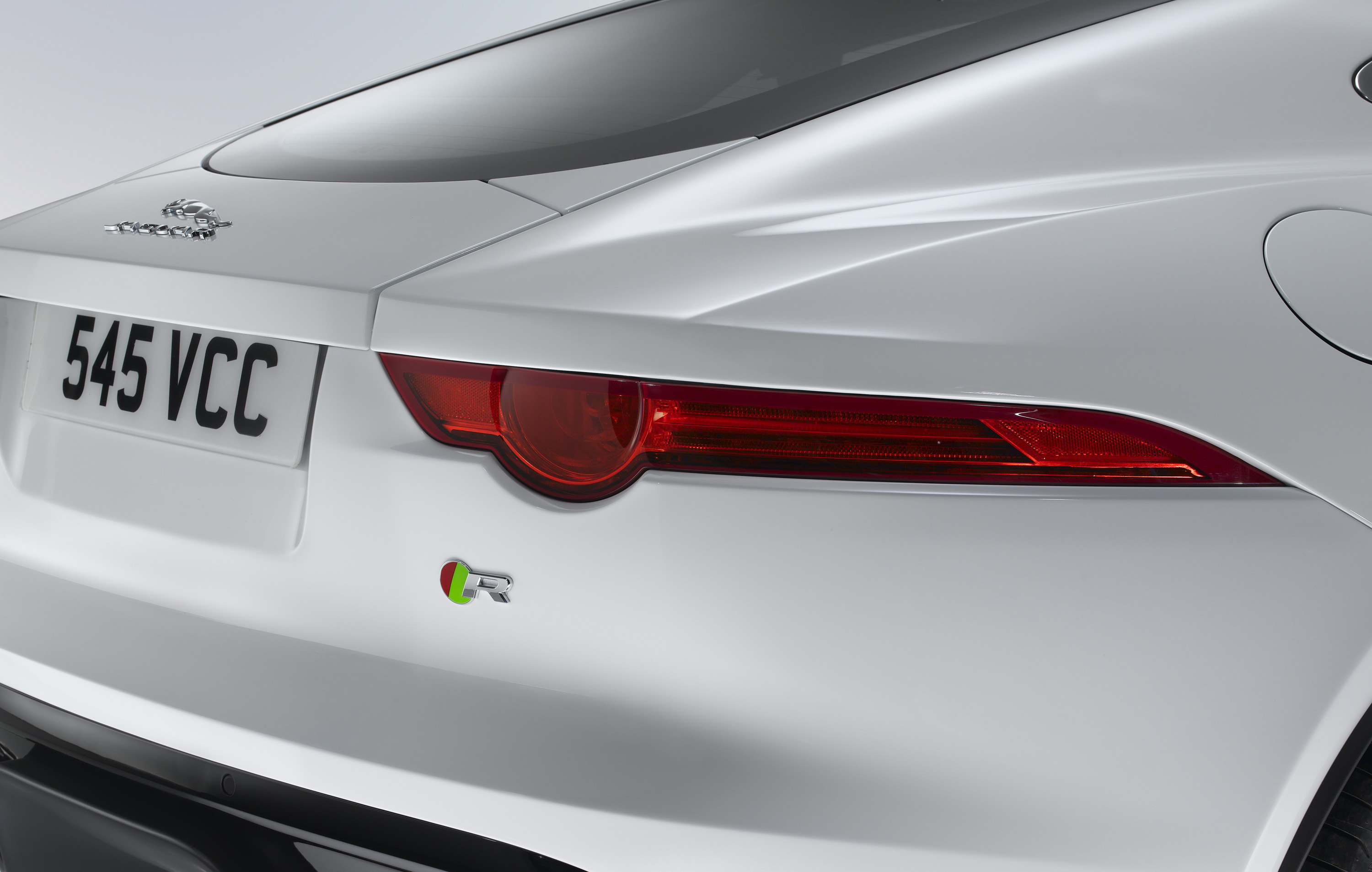 Jaguar F-Type R Coupe photo #65