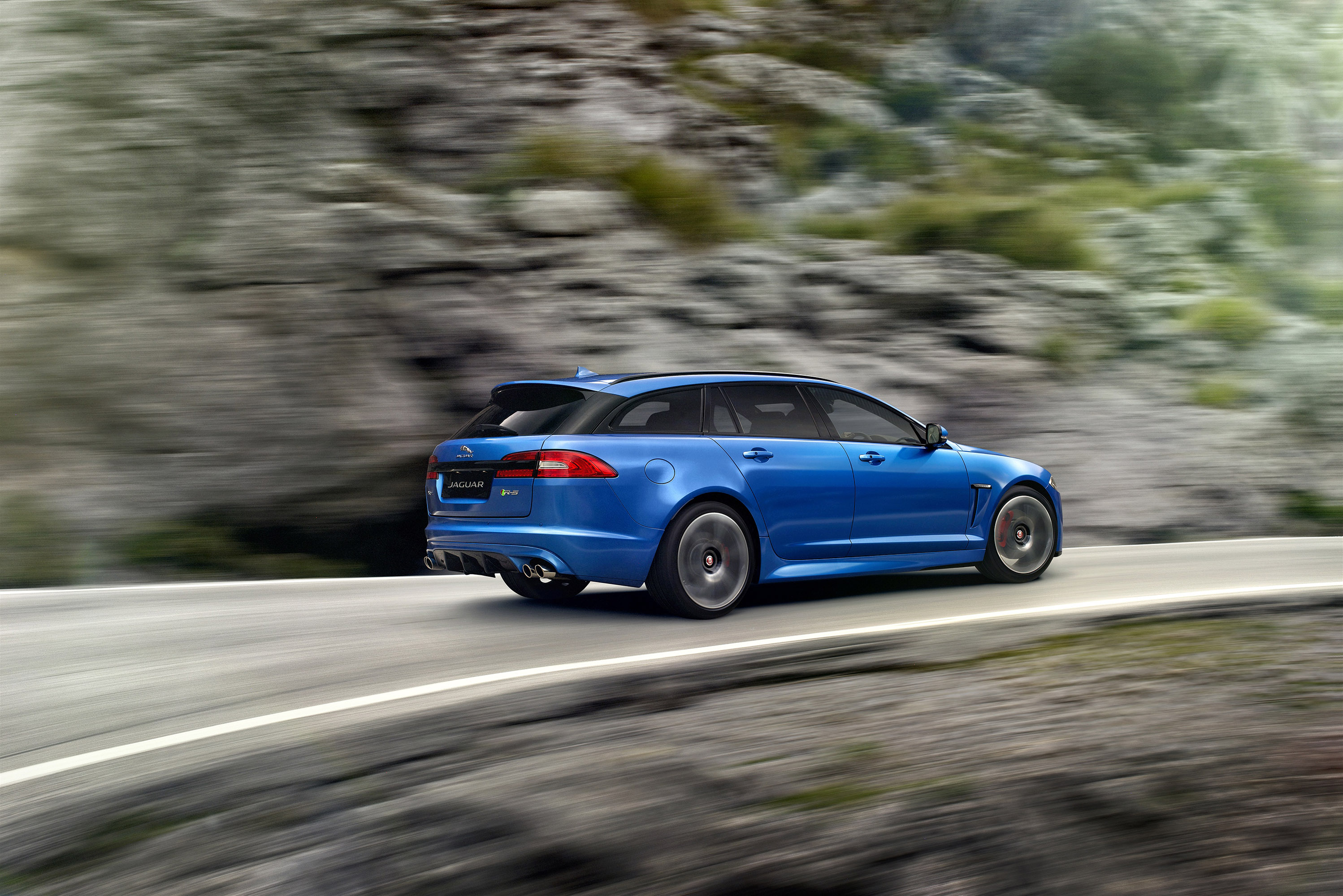 Jaguar XFR-S Sportbrake photo #18