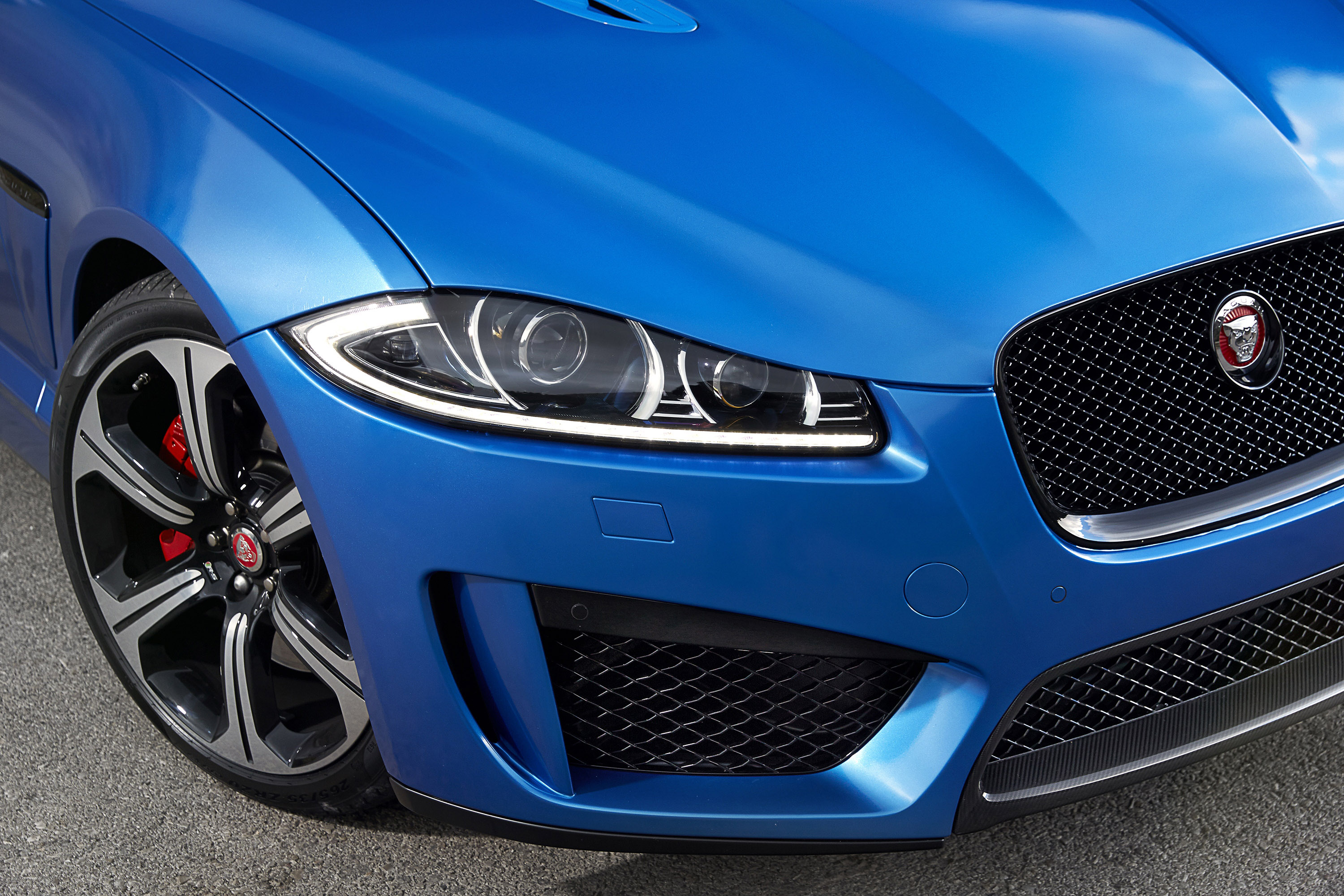 Jaguar XFR-S Sportbrake photo #24