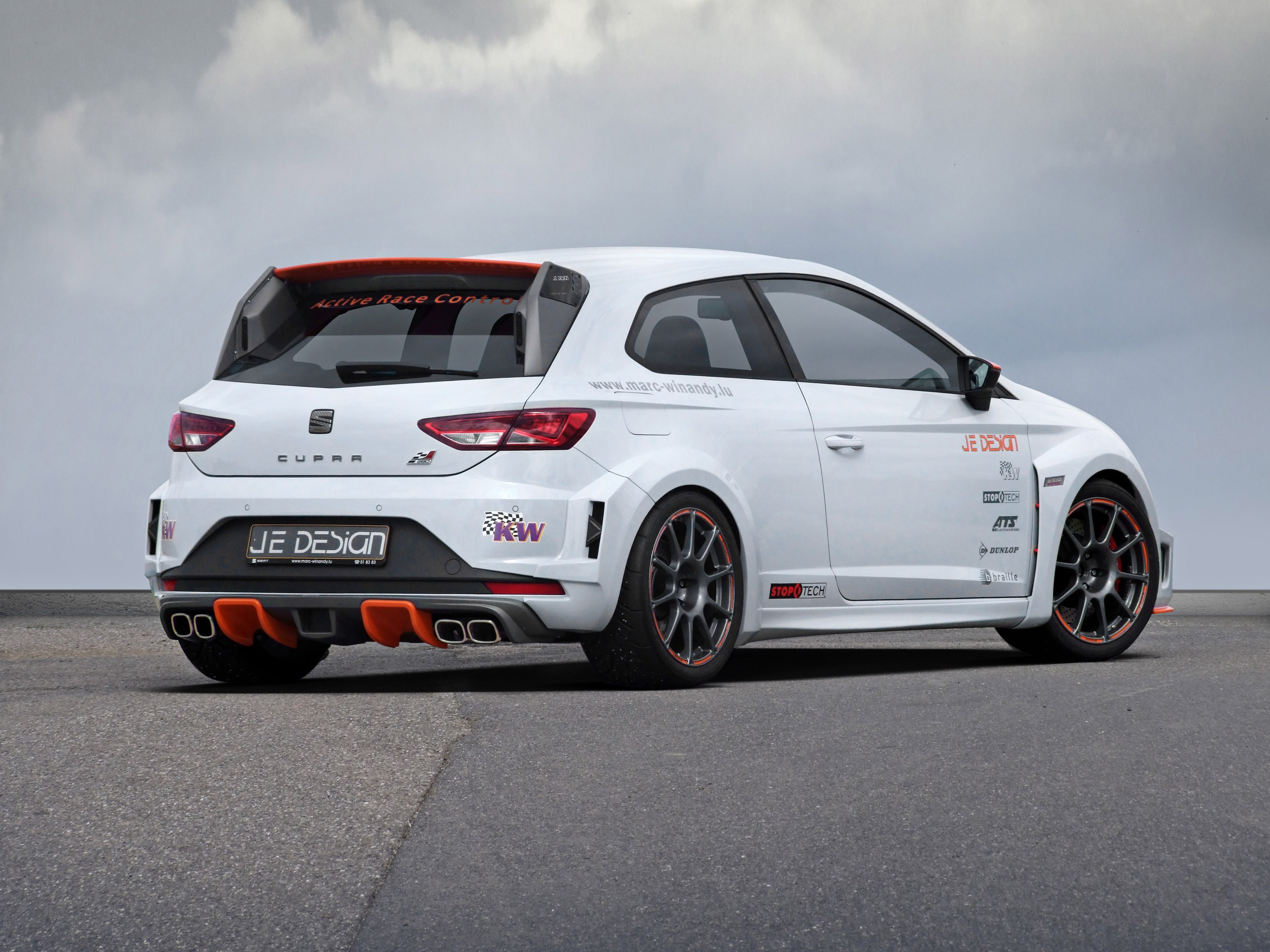 Je Design Seat Leon Cupra Race photo #2