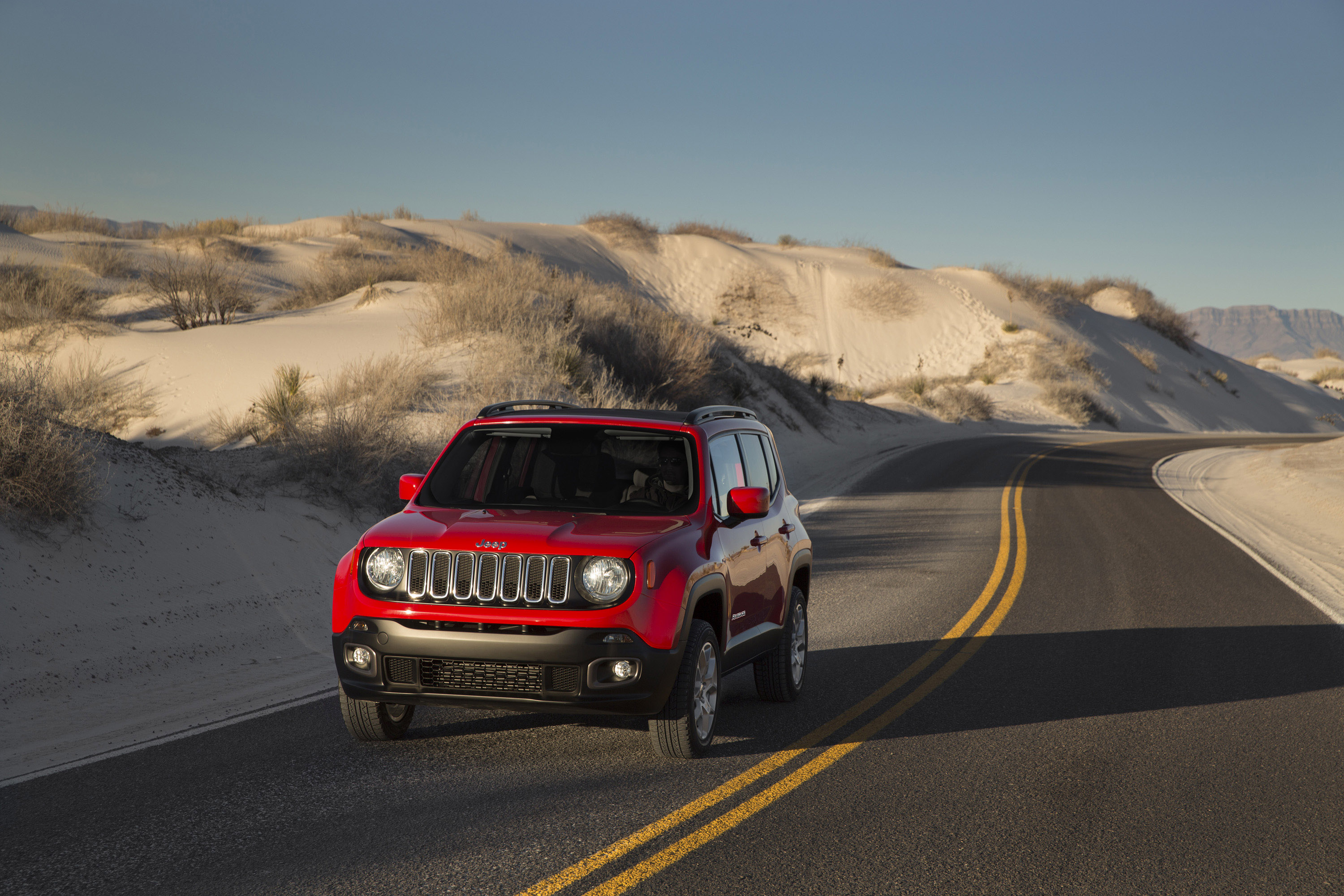 Jeep Renegade photo #15