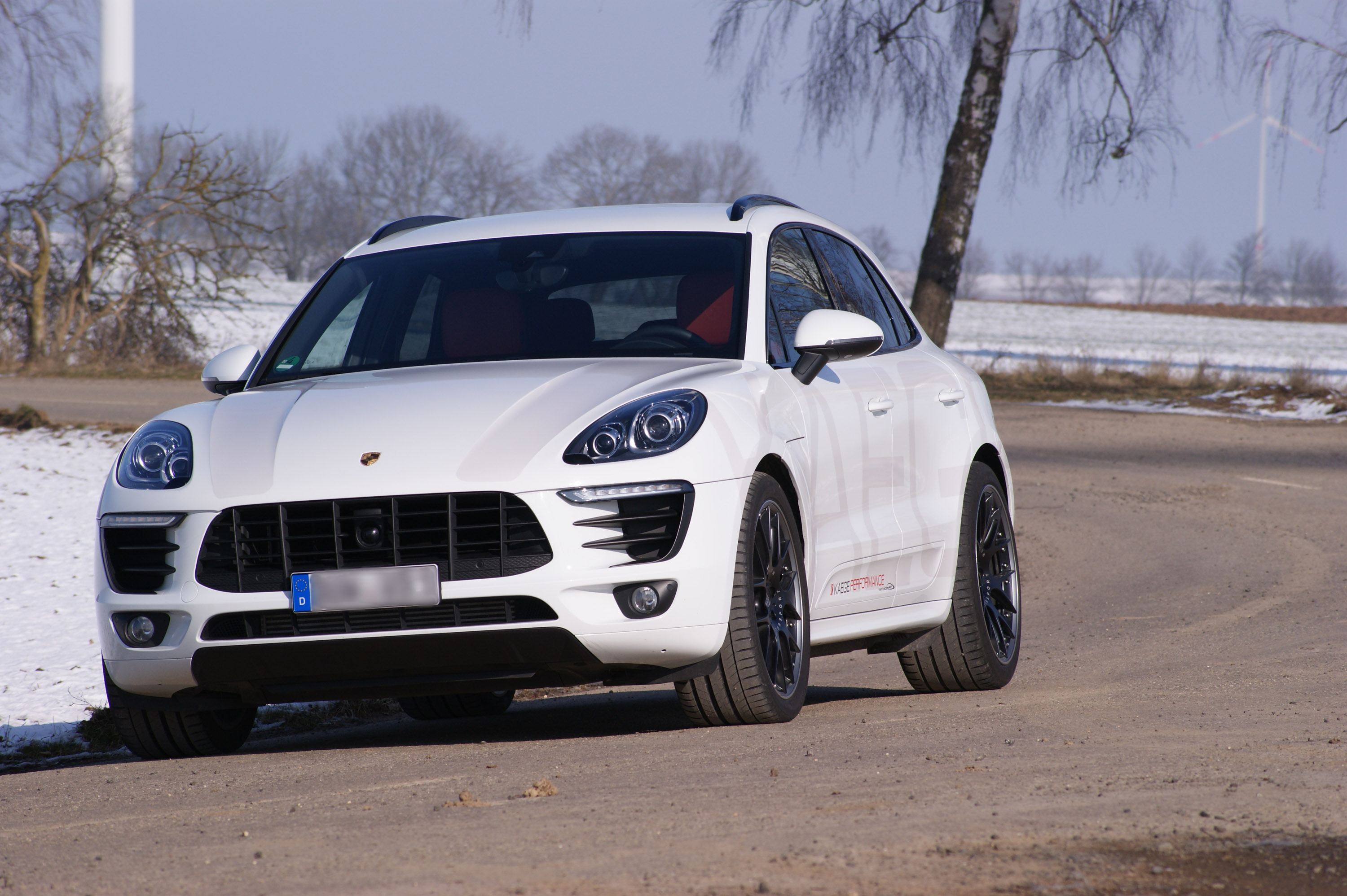 KAEGE Porsche Macan S Diesel photo #1