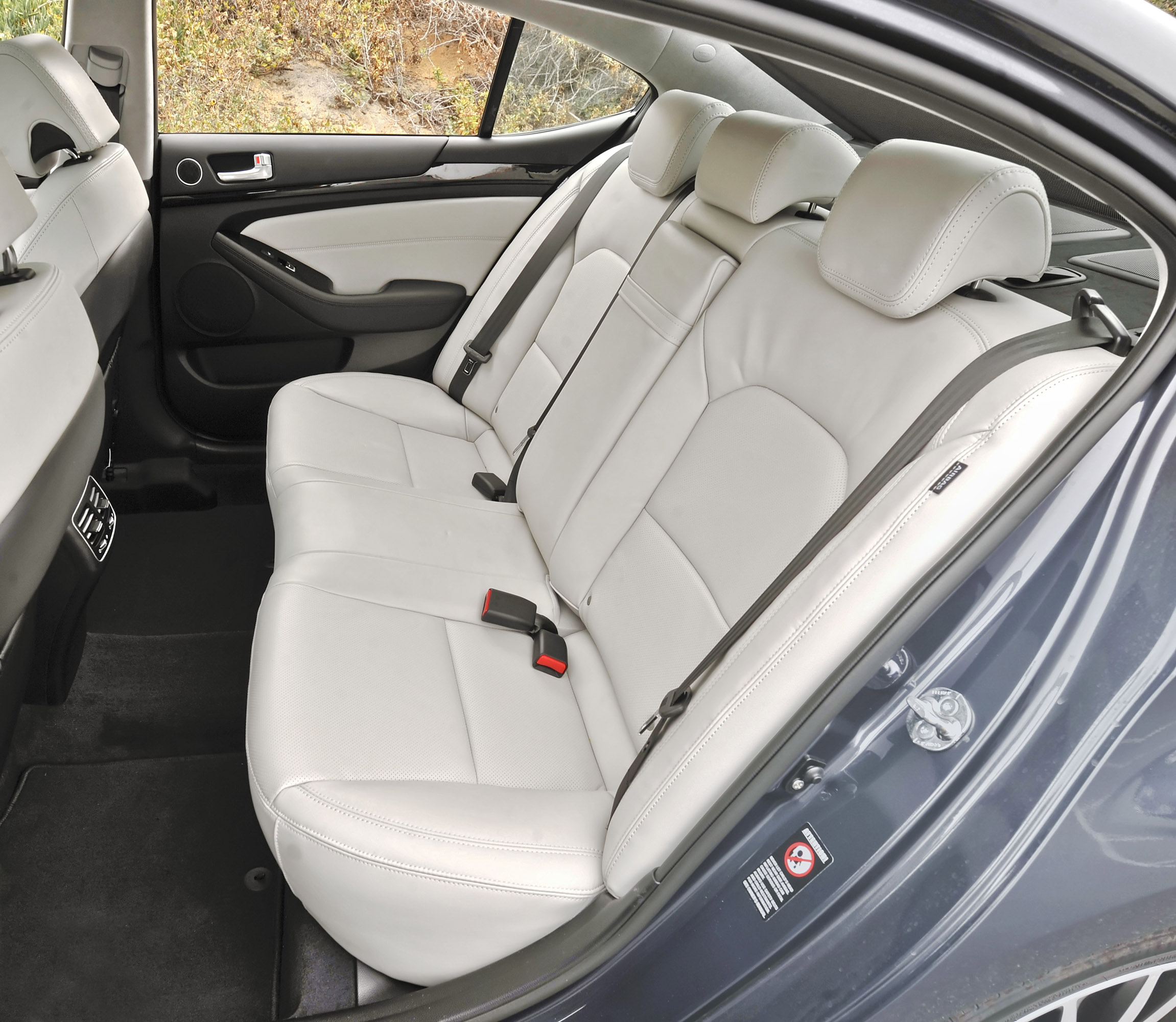 Kia Cadenza photo #25