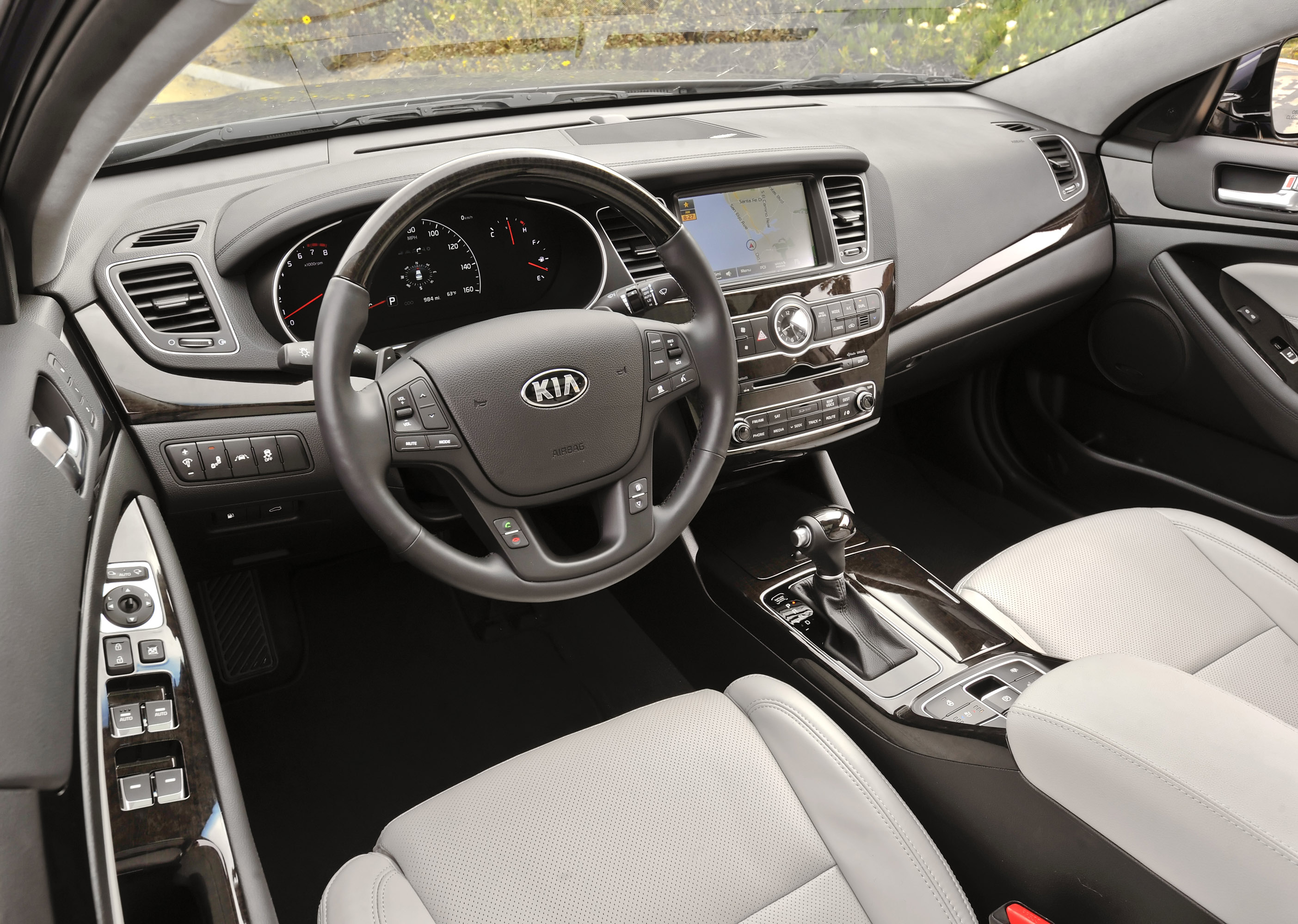 Kia Cadenza photo #30