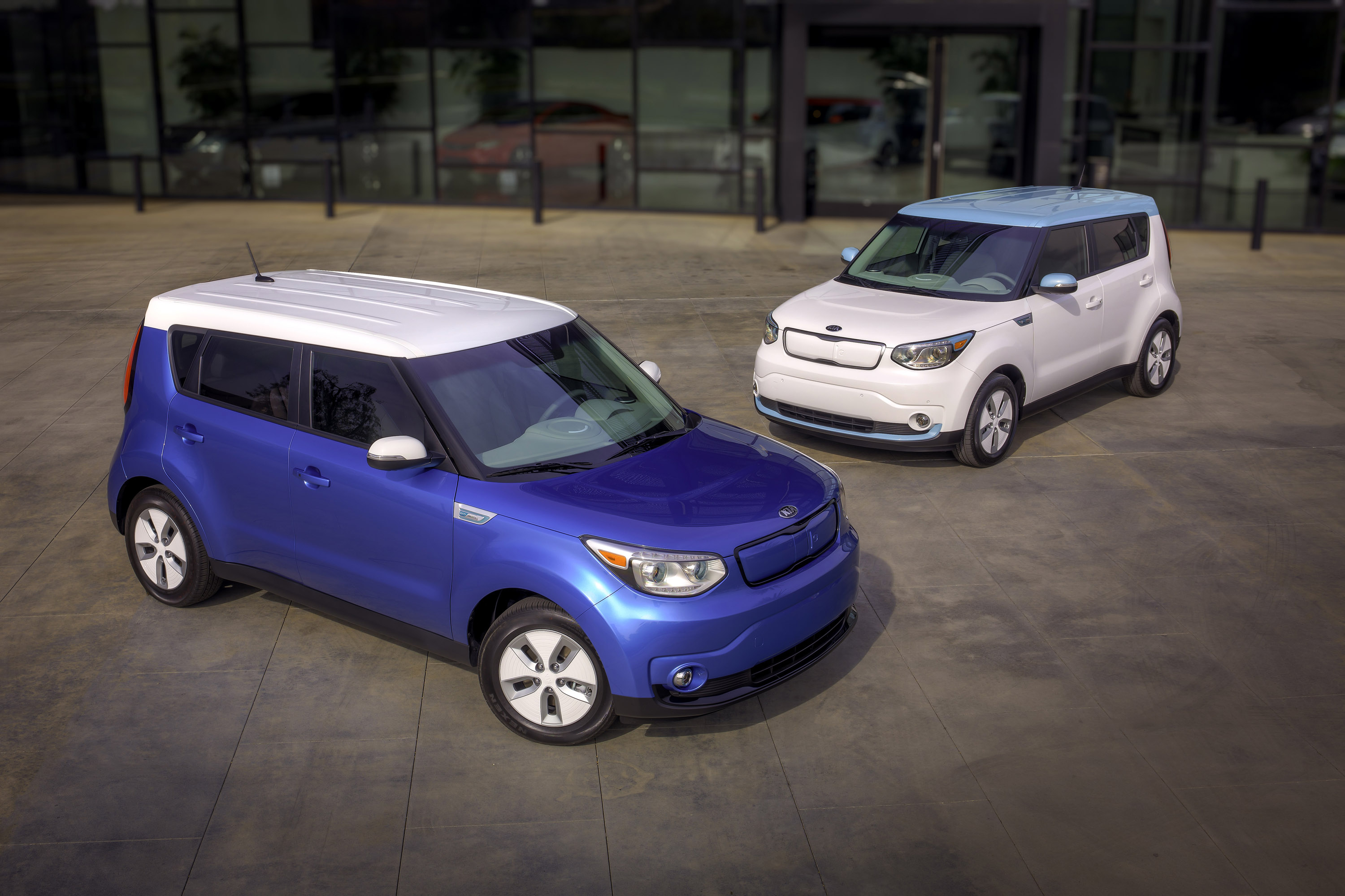 Kia Soul EV photo #2