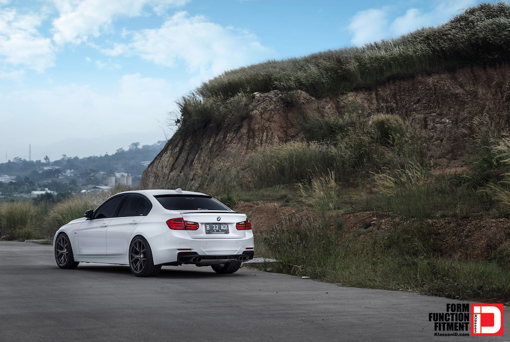 Klassen BMW F30 335i photo #4